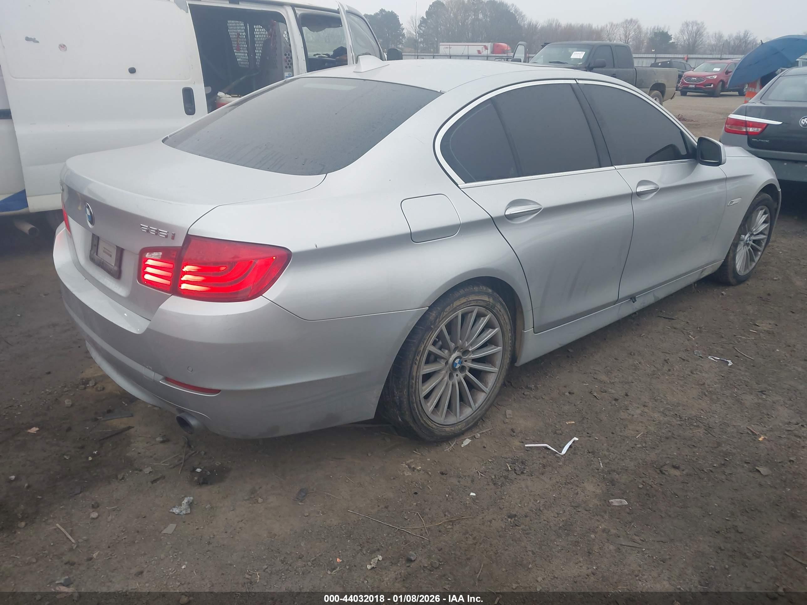 BMW 535I image 4