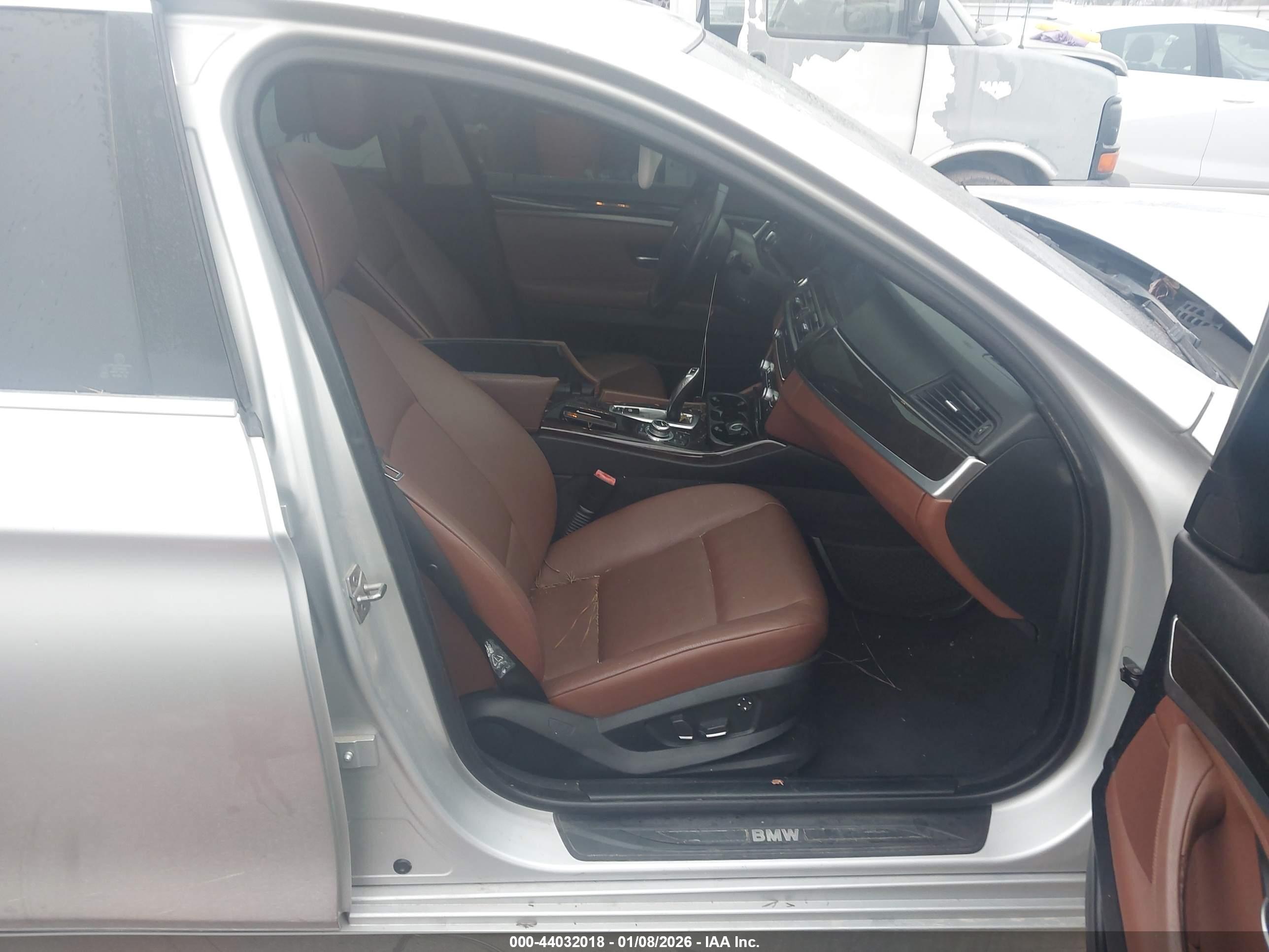 BMW 535I image 5