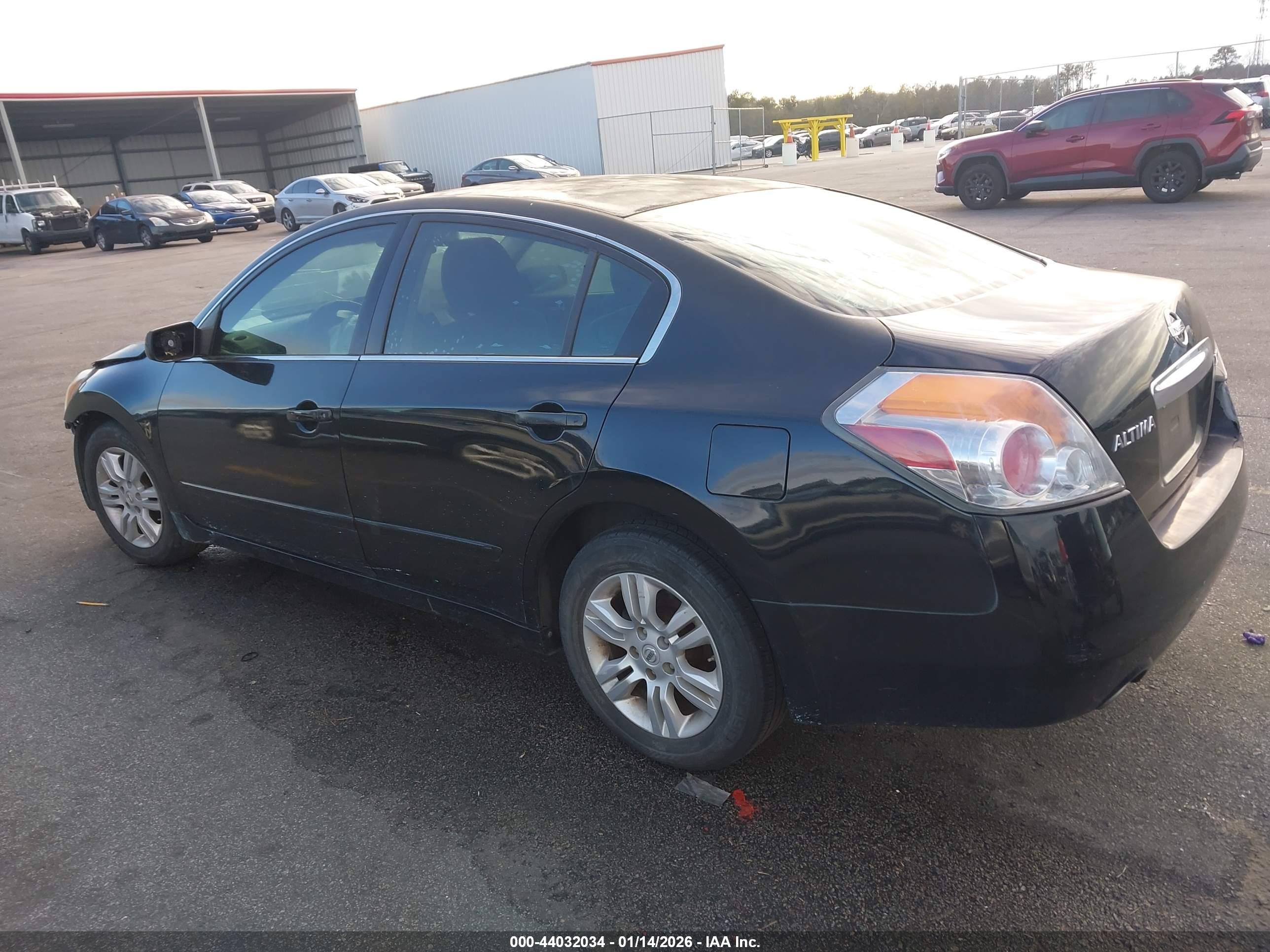 NISSAN ALTIMA image 3