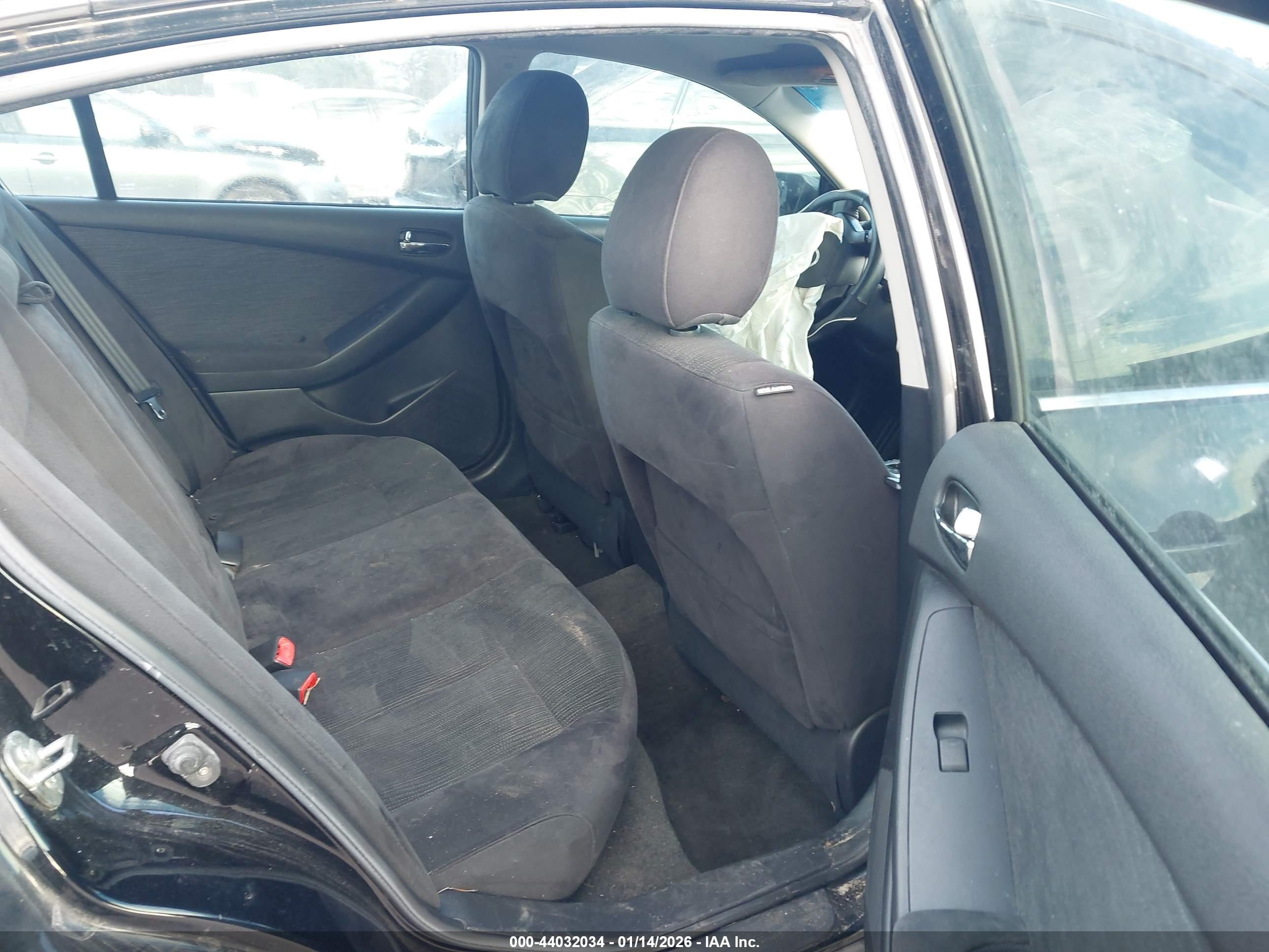 NISSAN ALTIMA image 8