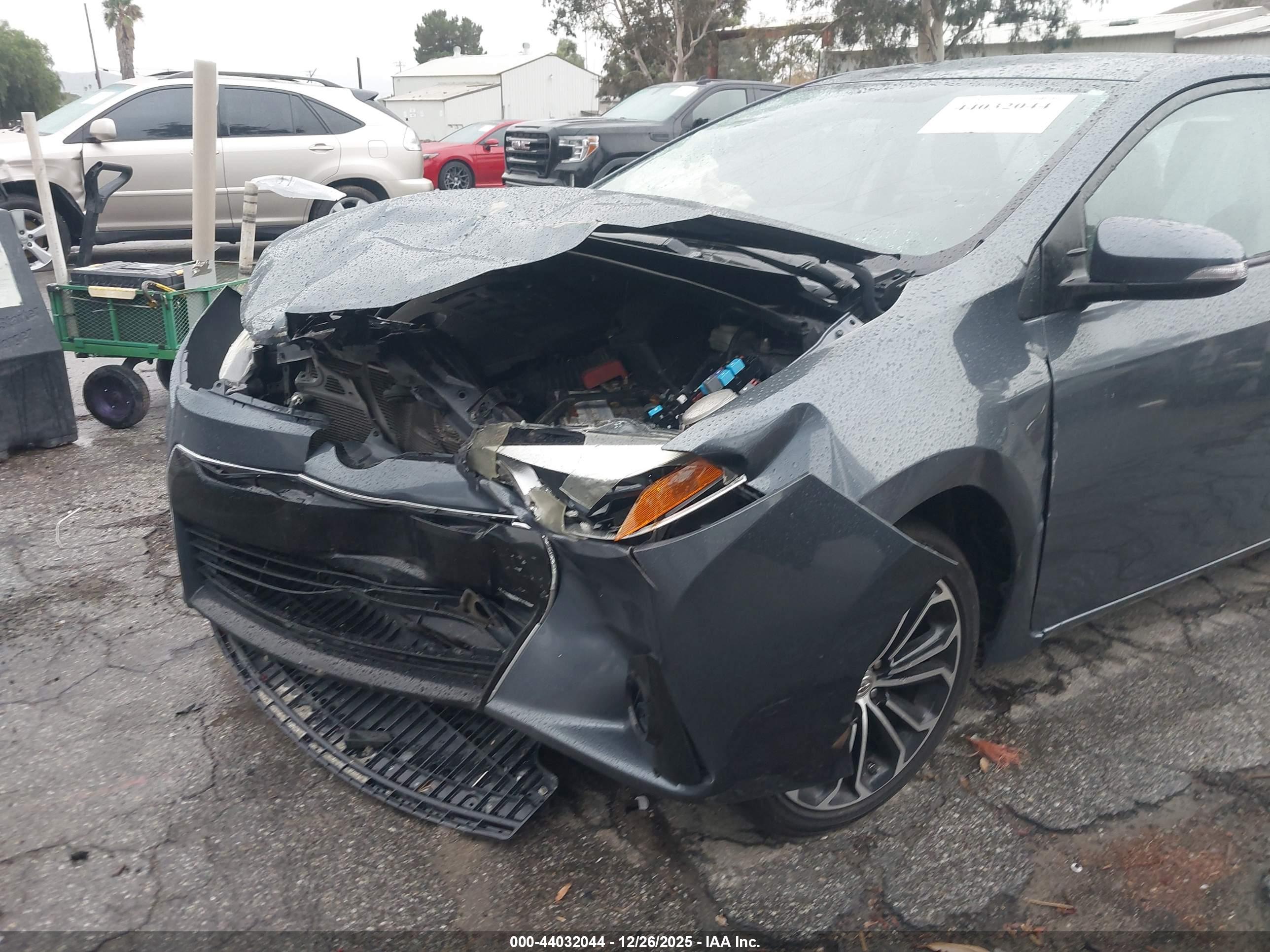 TOYOTA COROLLA image 6