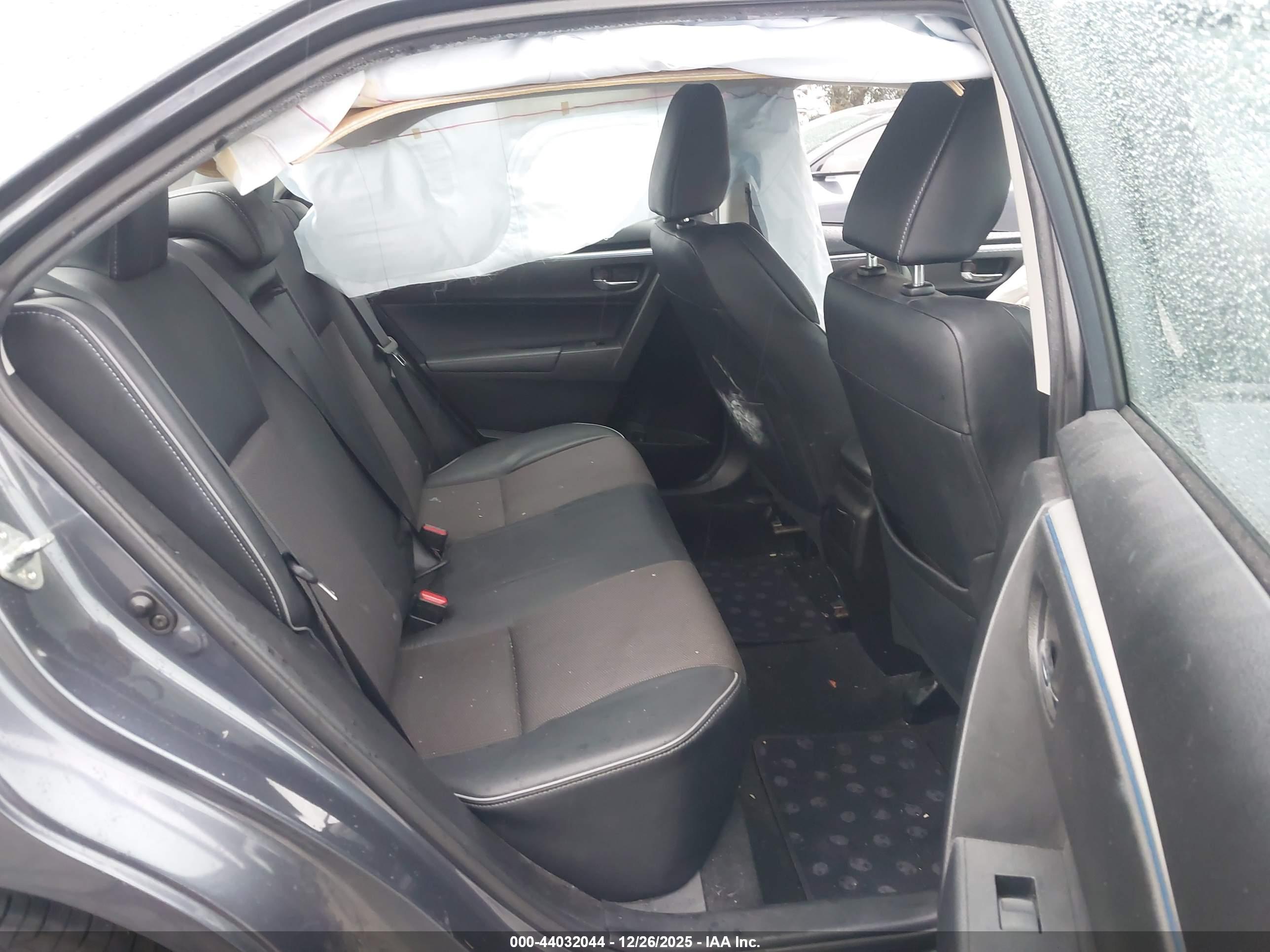 TOYOTA COROLLA image 8