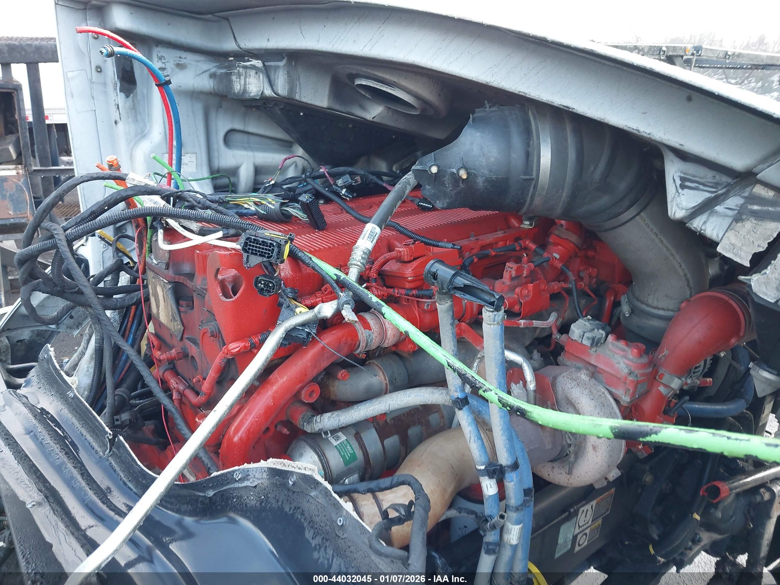 KENWORTH T880 image 10