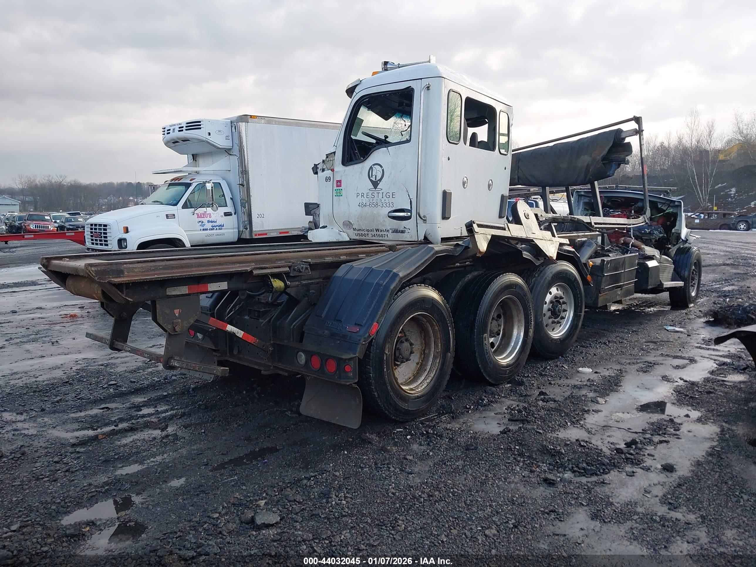 KENWORTH T880 image 4