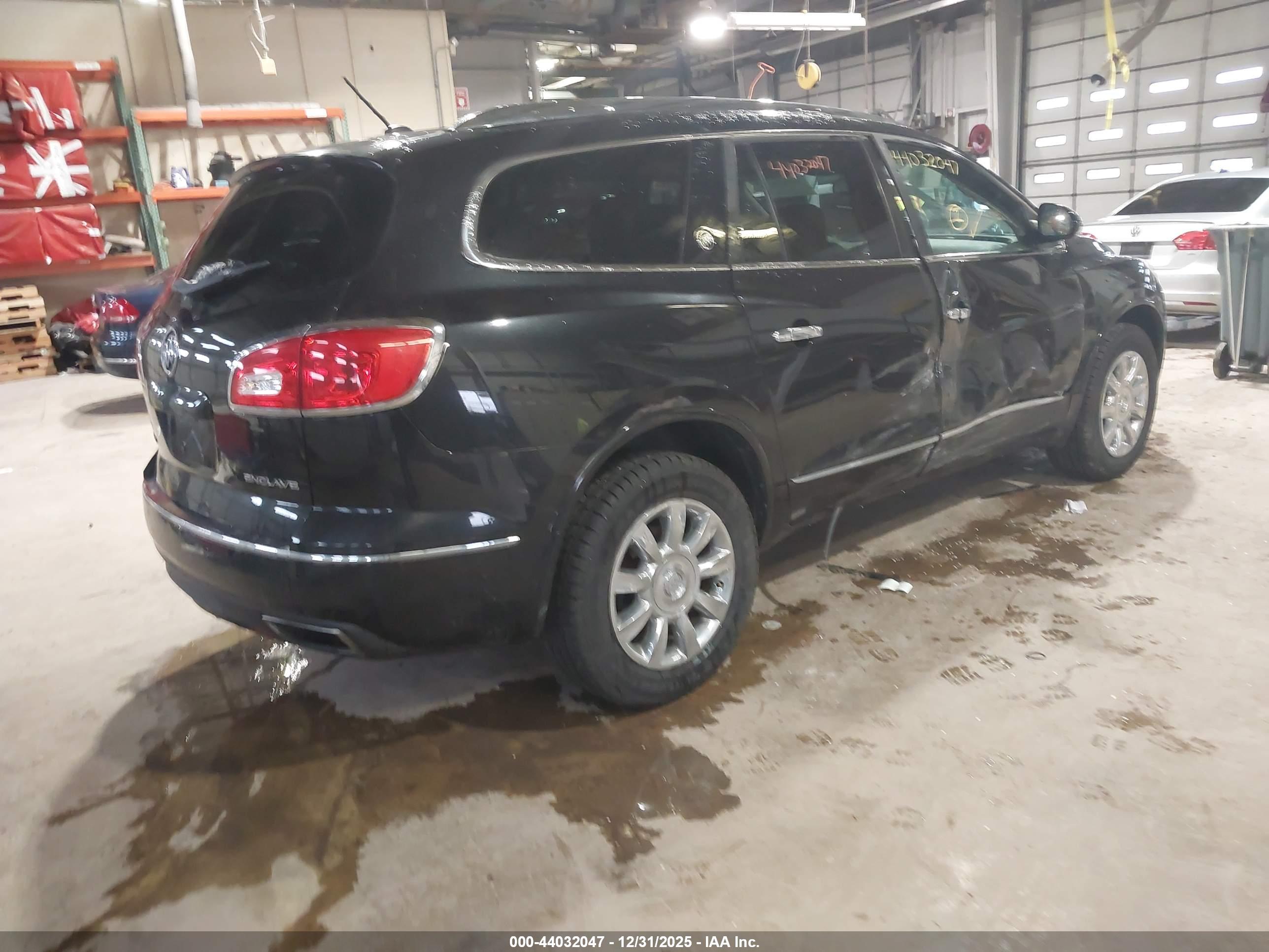 BUICK ENCLAVE image 4