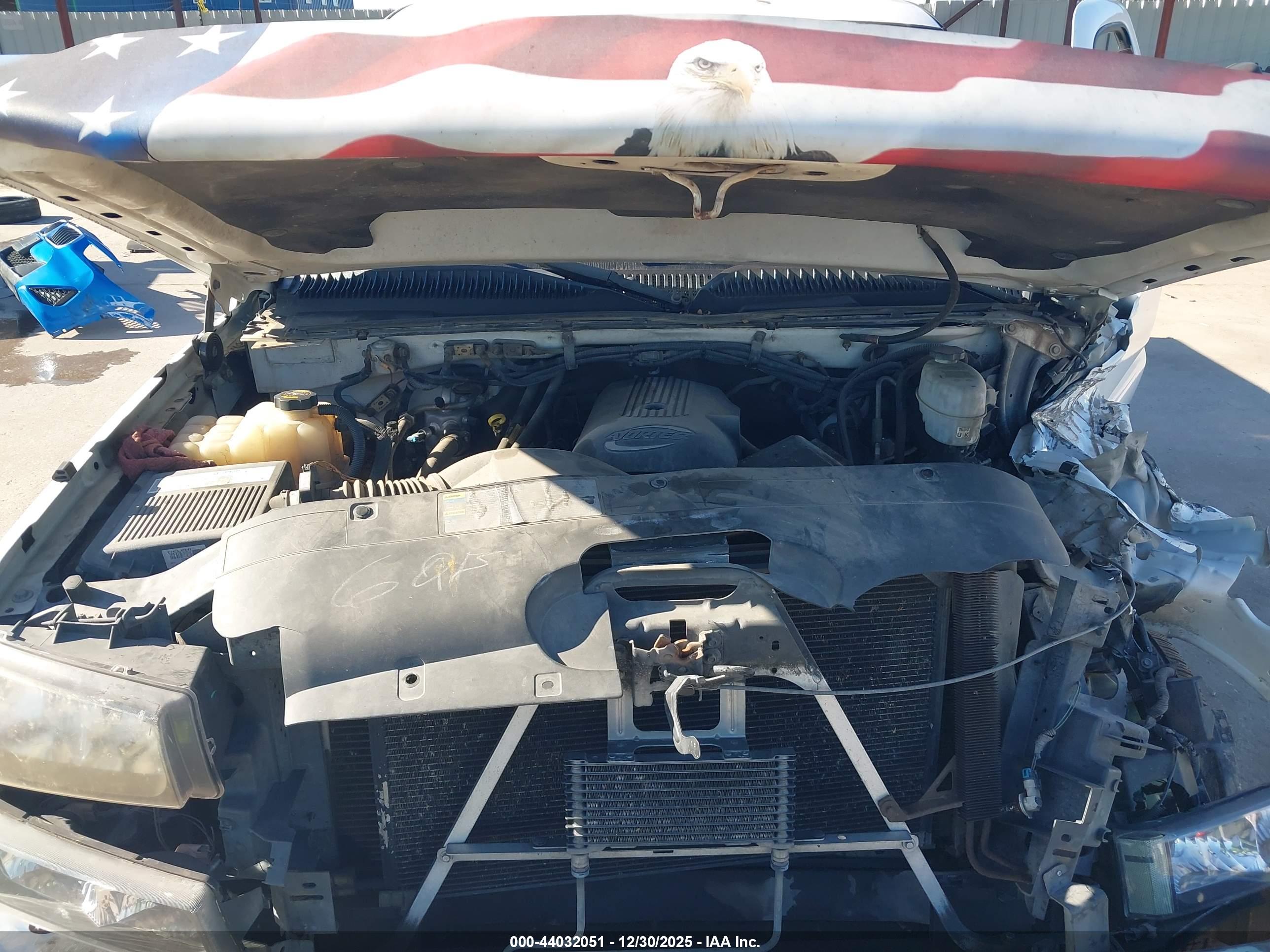 CHEVROLET SILVERADO image 10