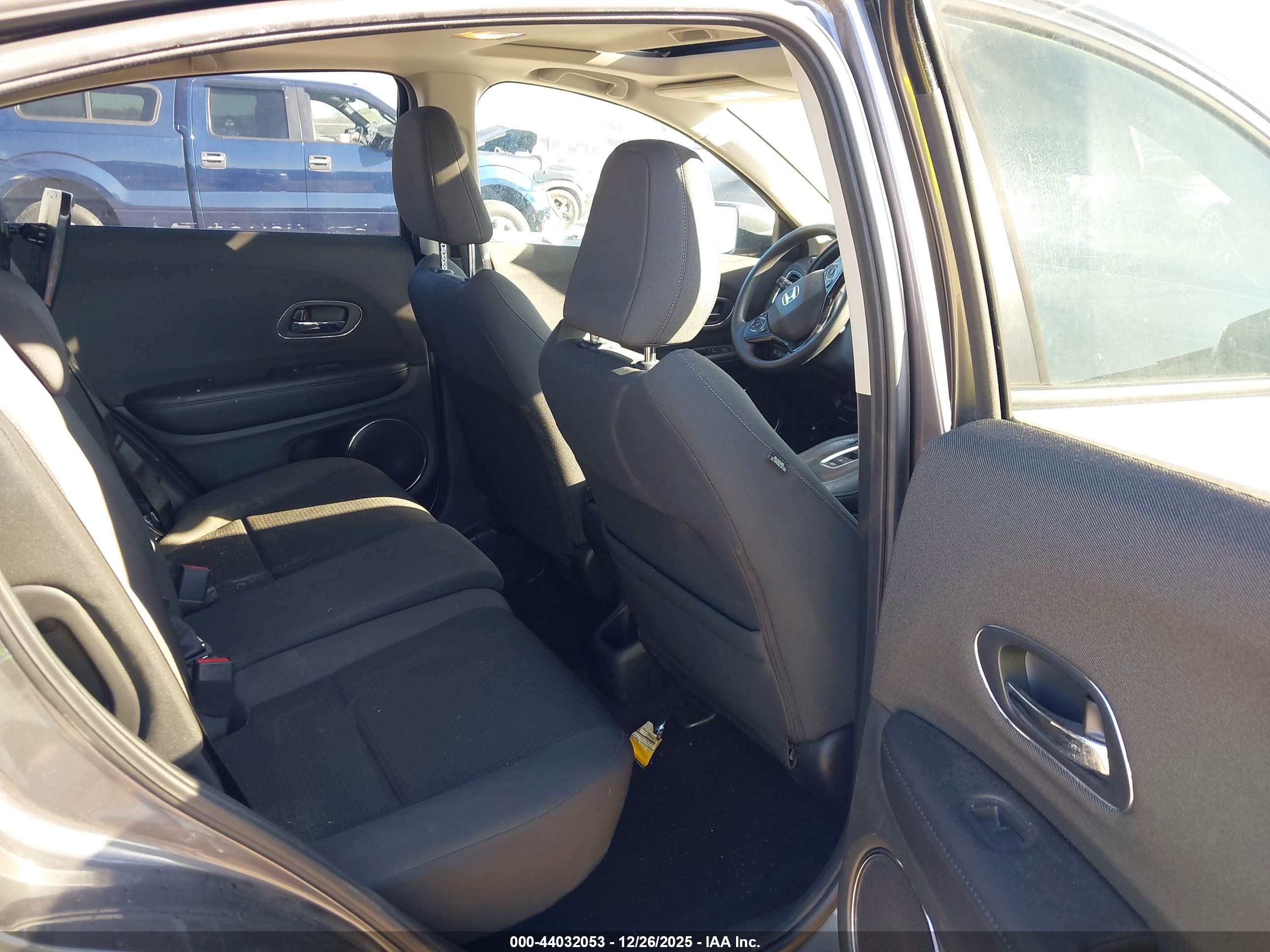 HONDA HR-V image 8