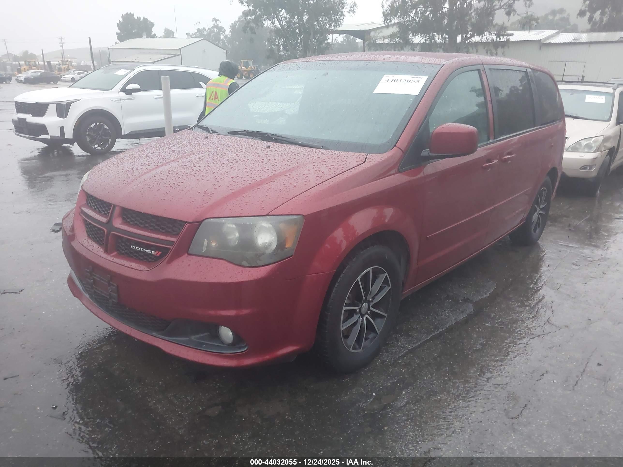 DODGE GRAND image 2