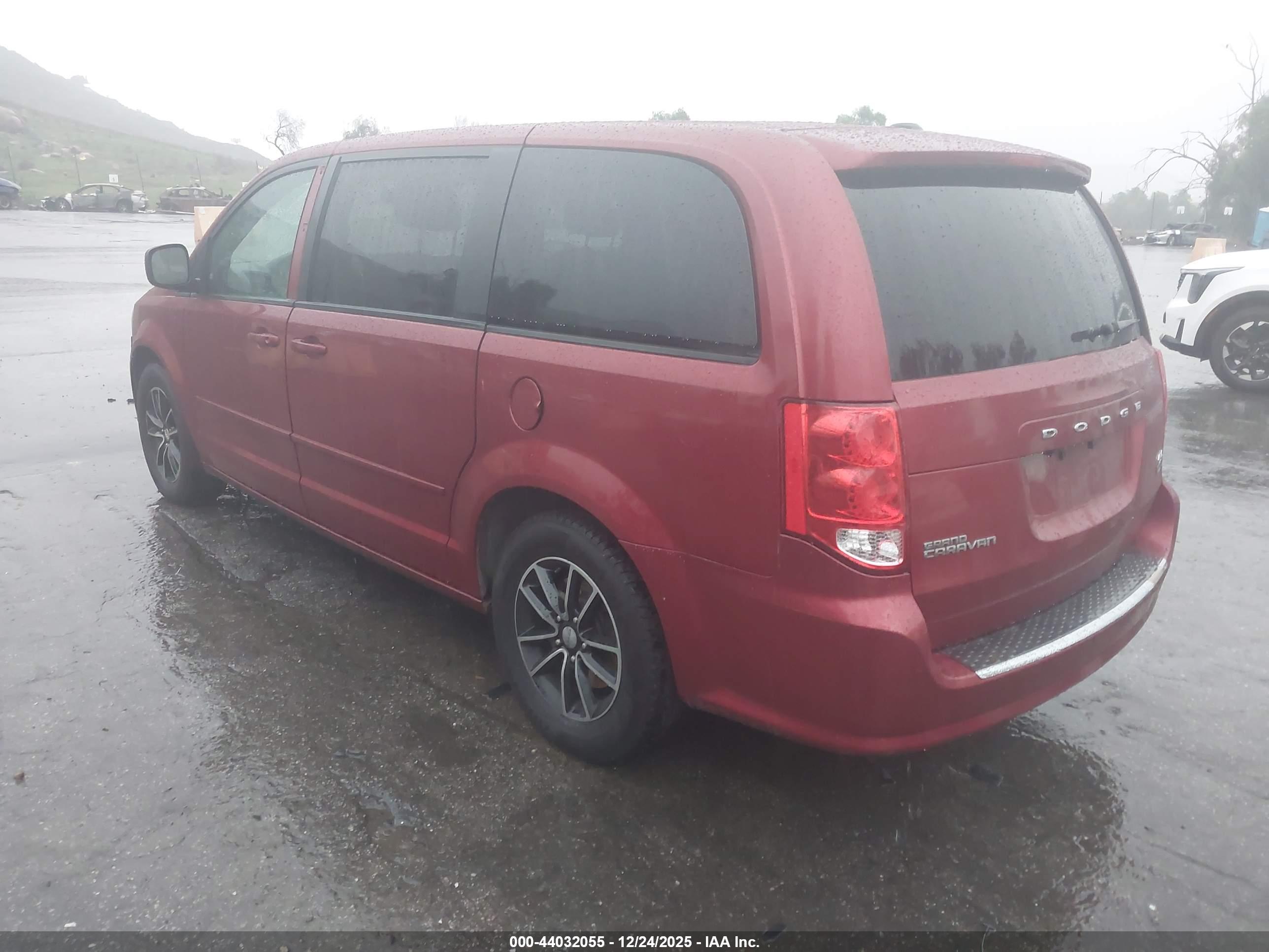 DODGE GRAND image 3