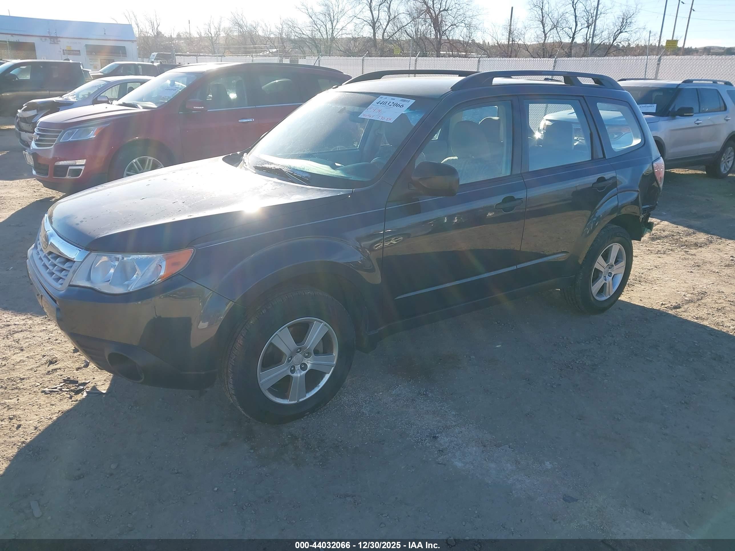SUBARU FORESTER image 2