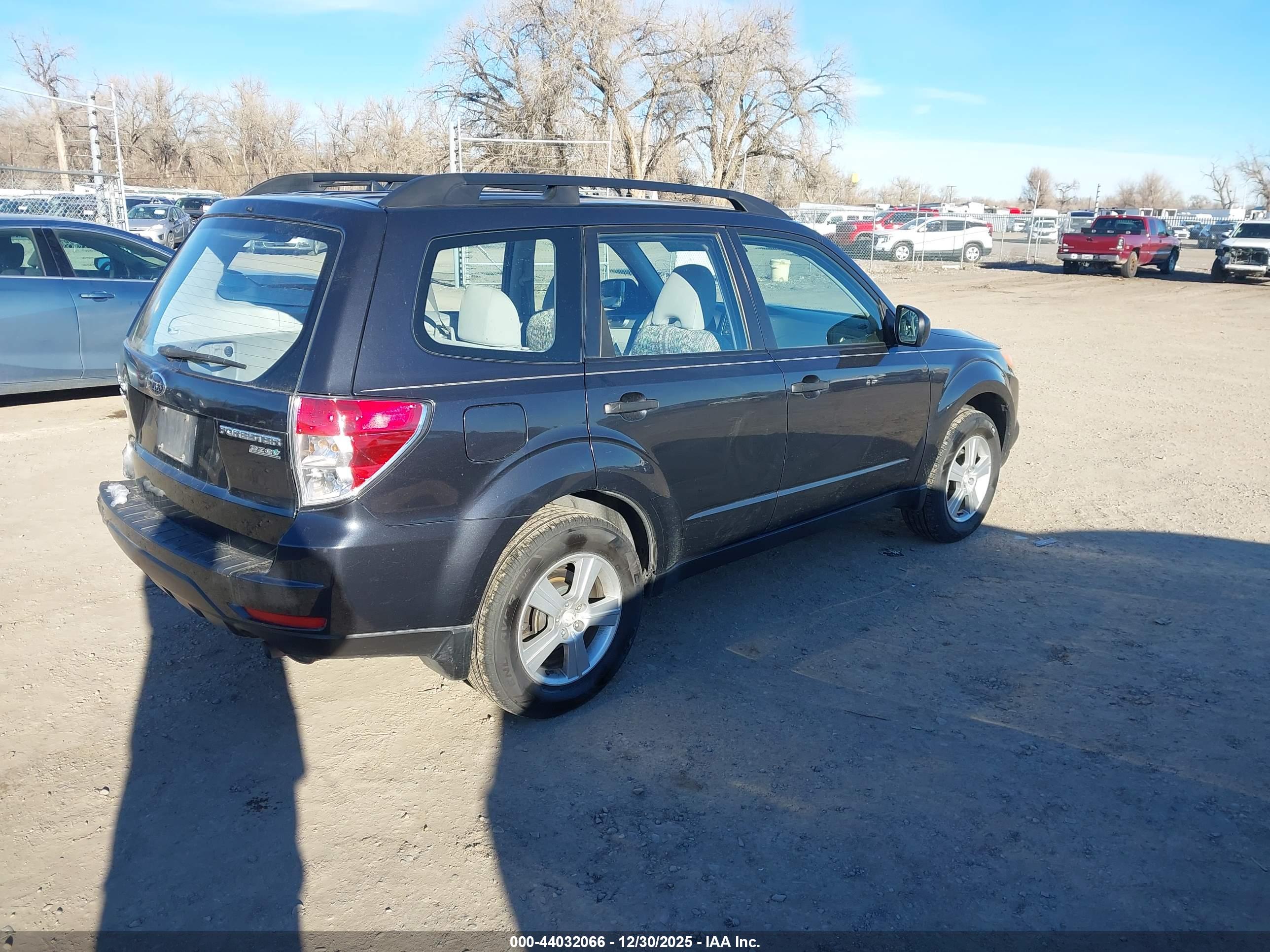 SUBARU FORESTER image 4
