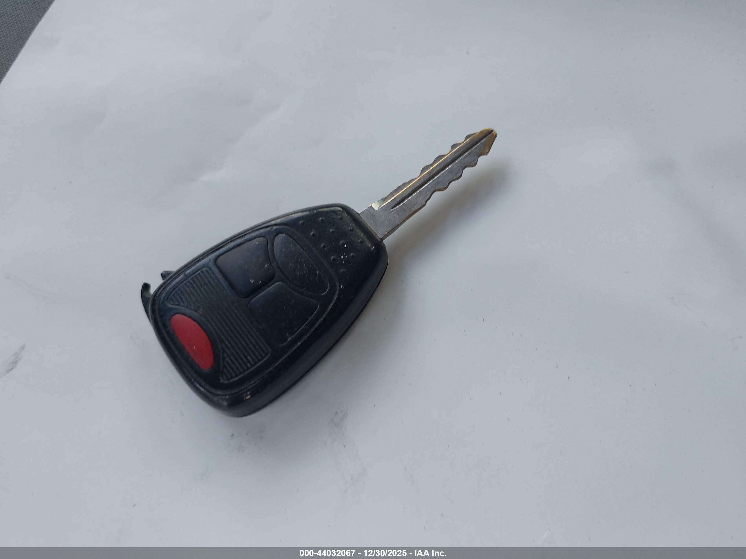 JEEP LIBERTY image 11