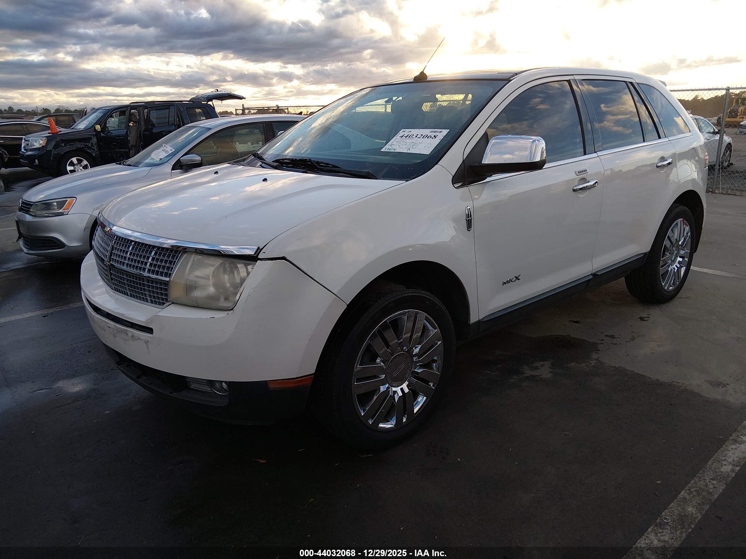 LINCOLN MKX image 2