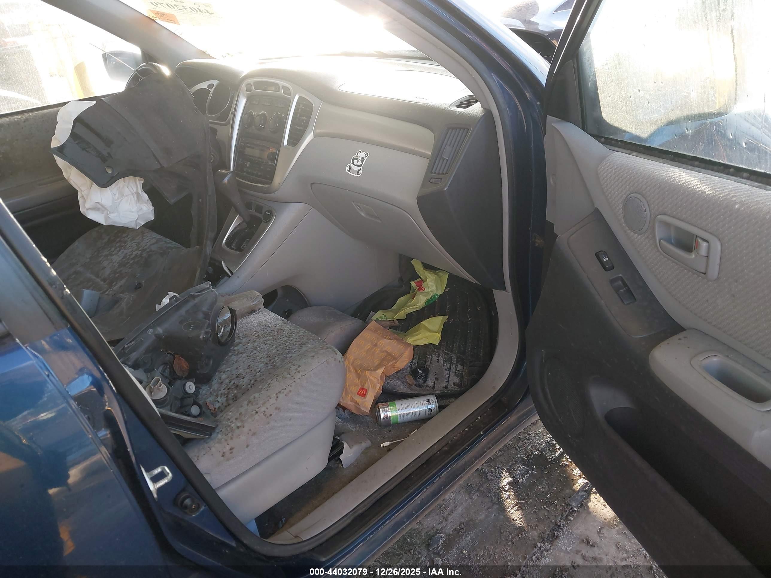 TOYOTA HIGHLANDER image 5