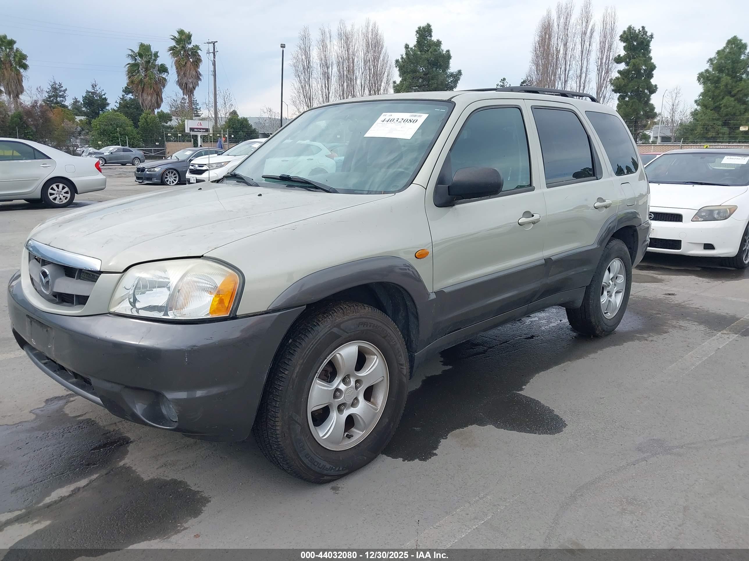 MAZDA TRIBUTE image 2