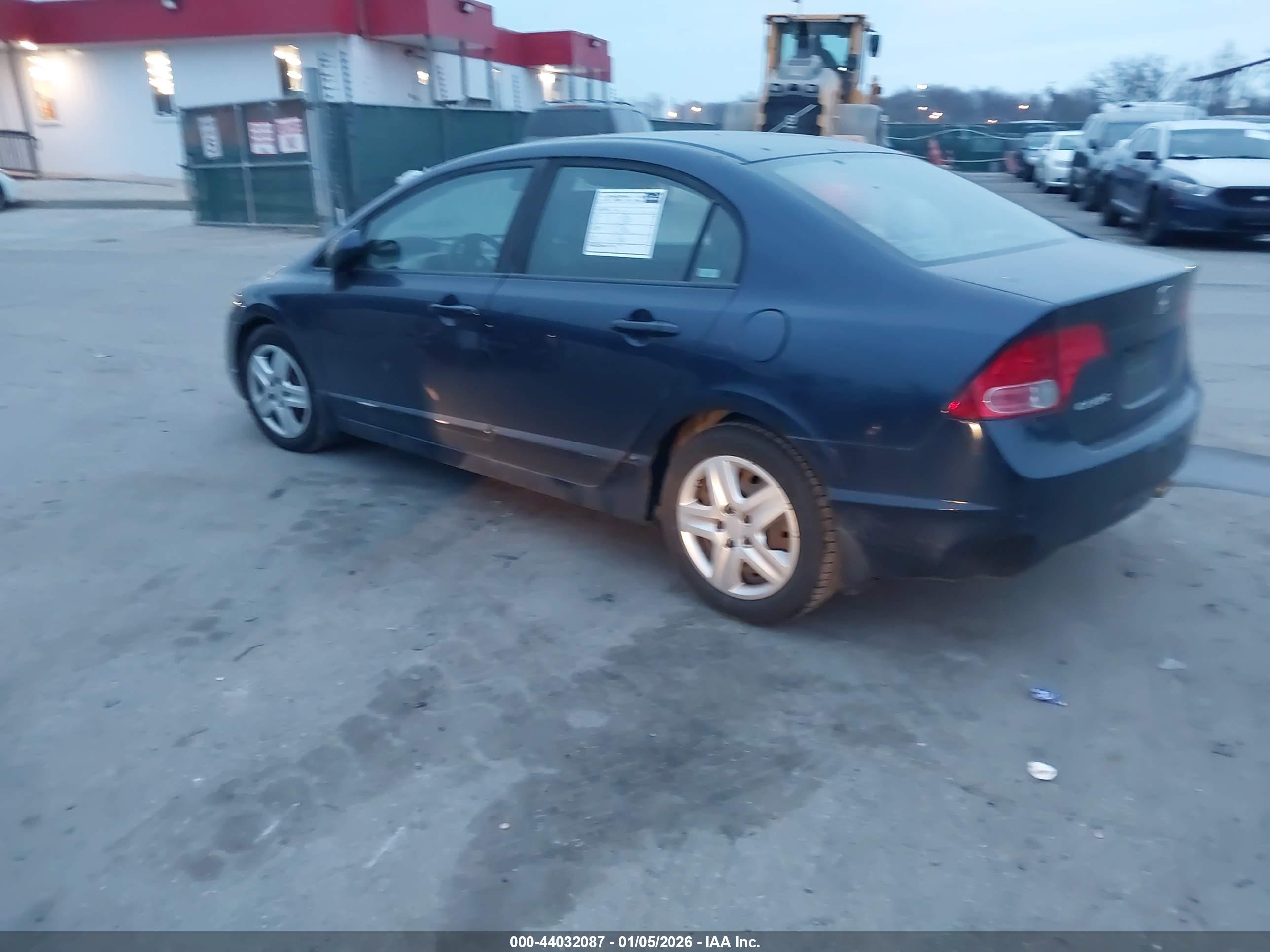 HONDA CIVIC image 3