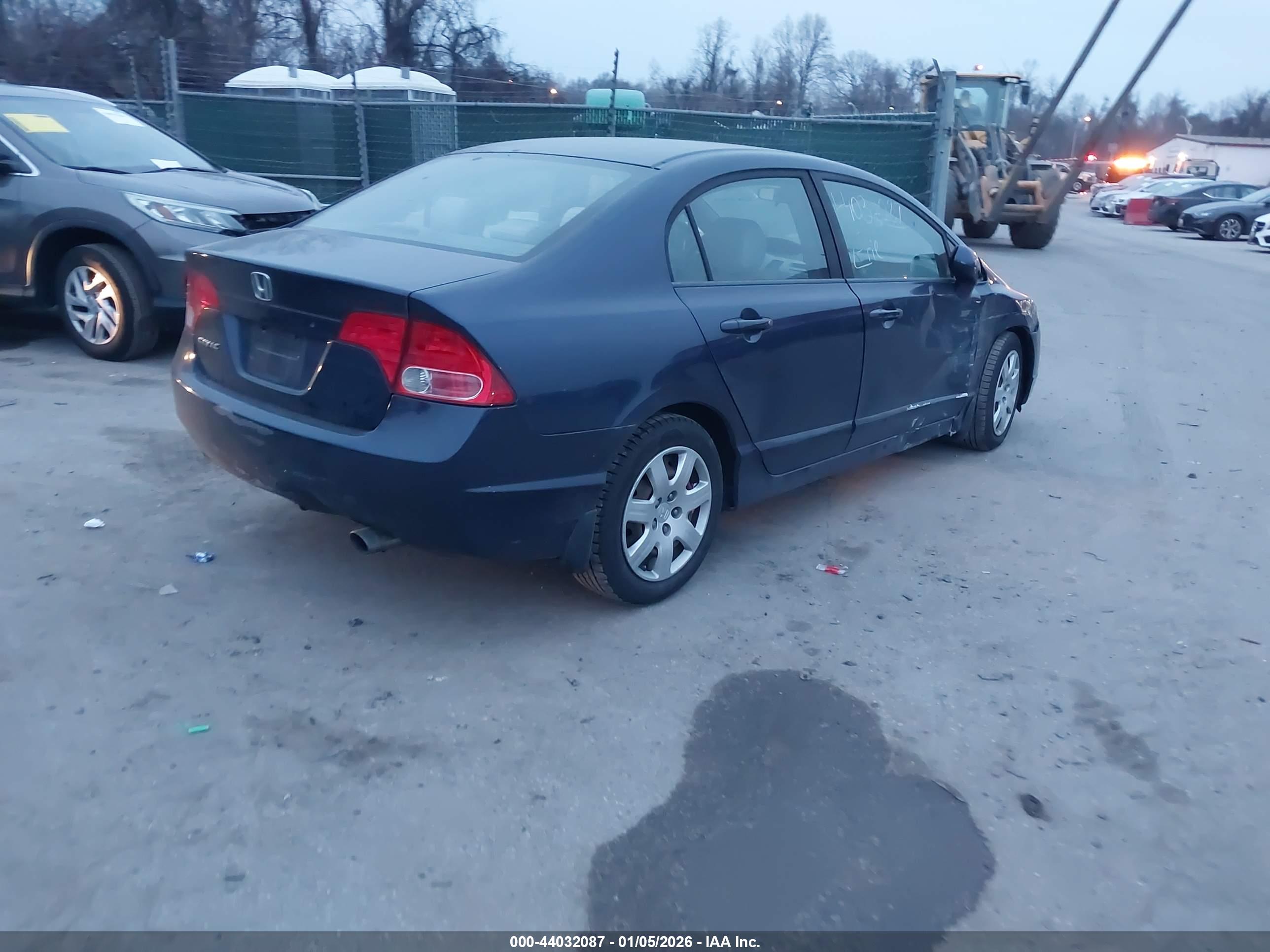 HONDA CIVIC image 4