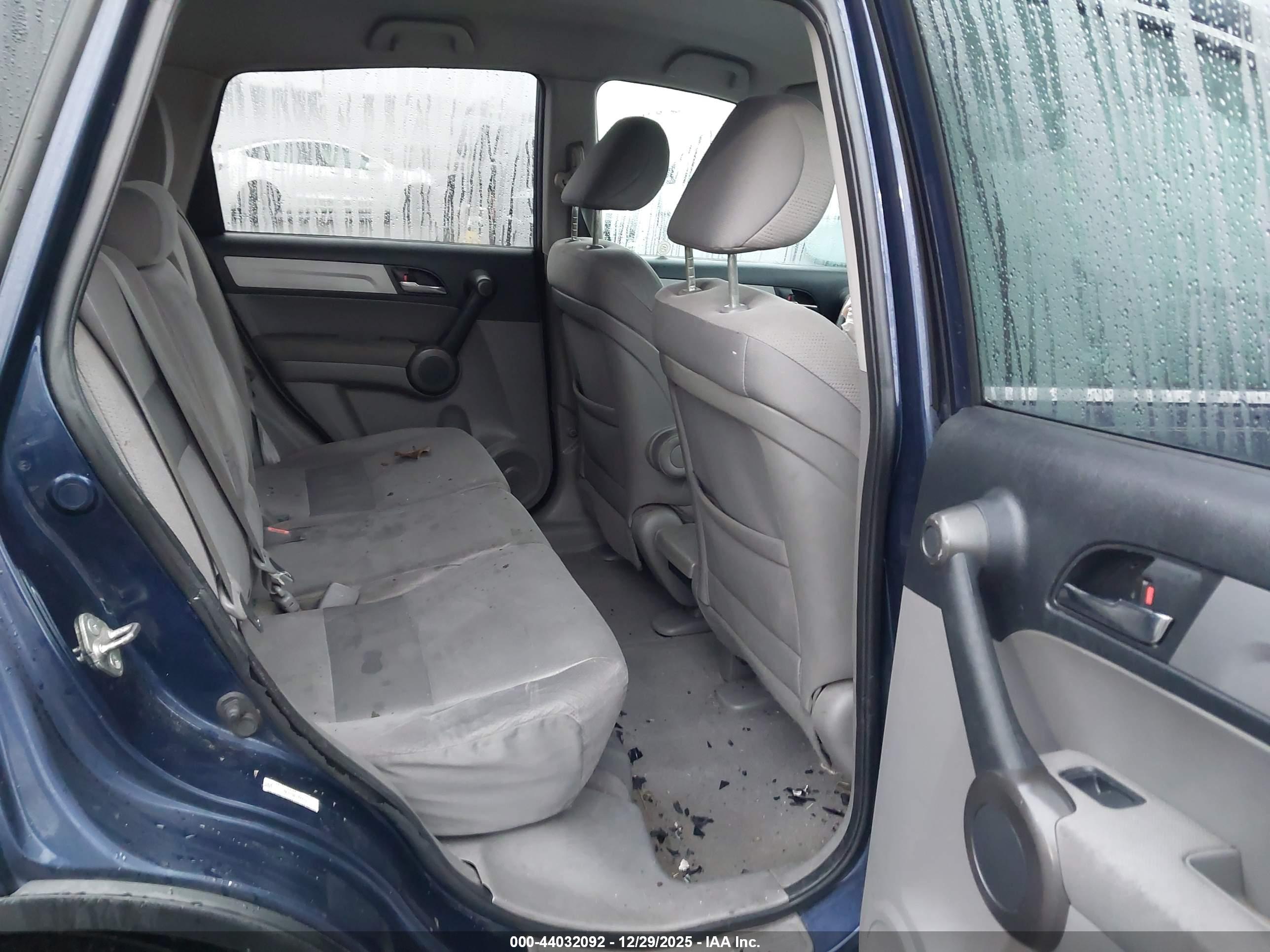 HONDA CR-V image 8
