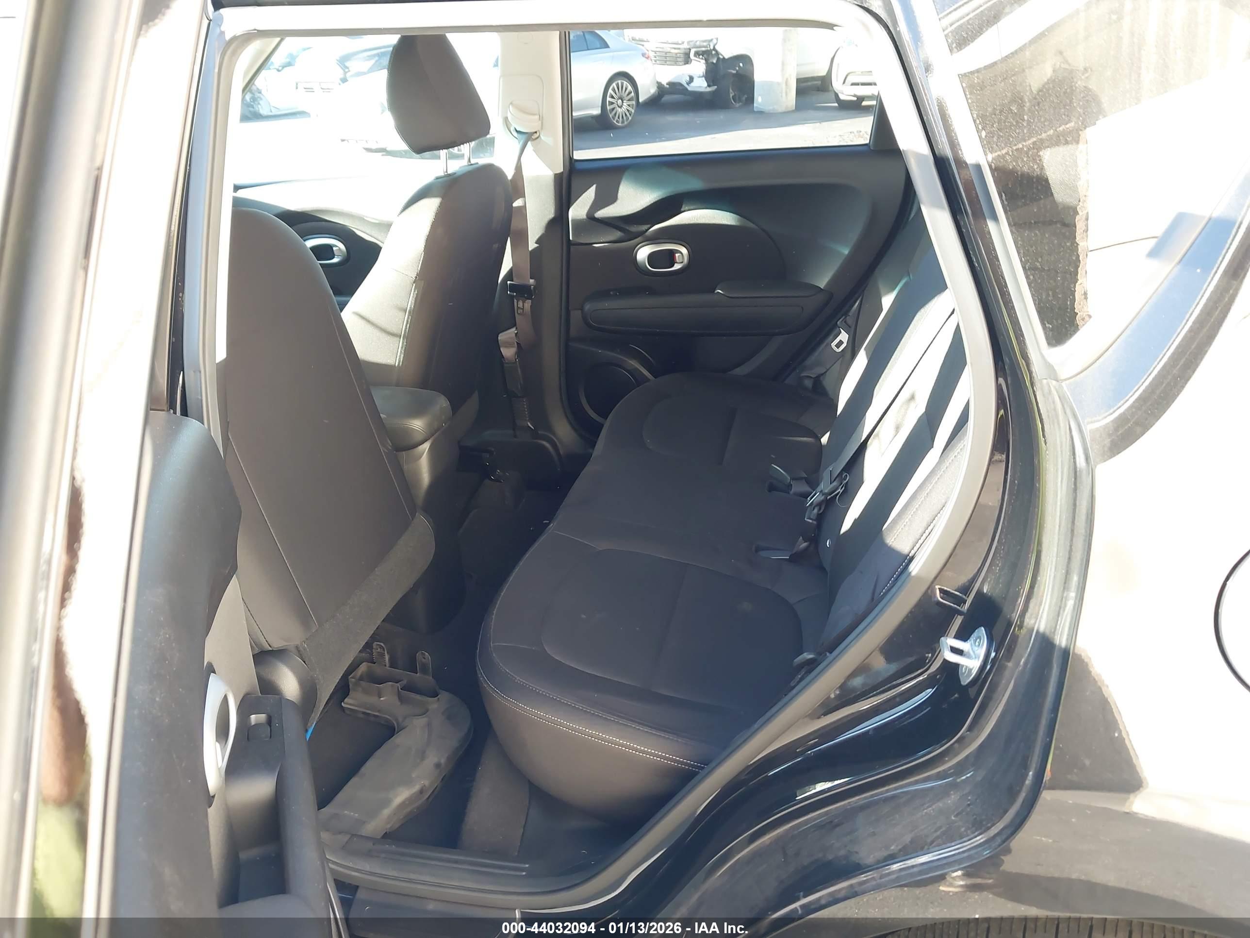 KIA SOUL image 8