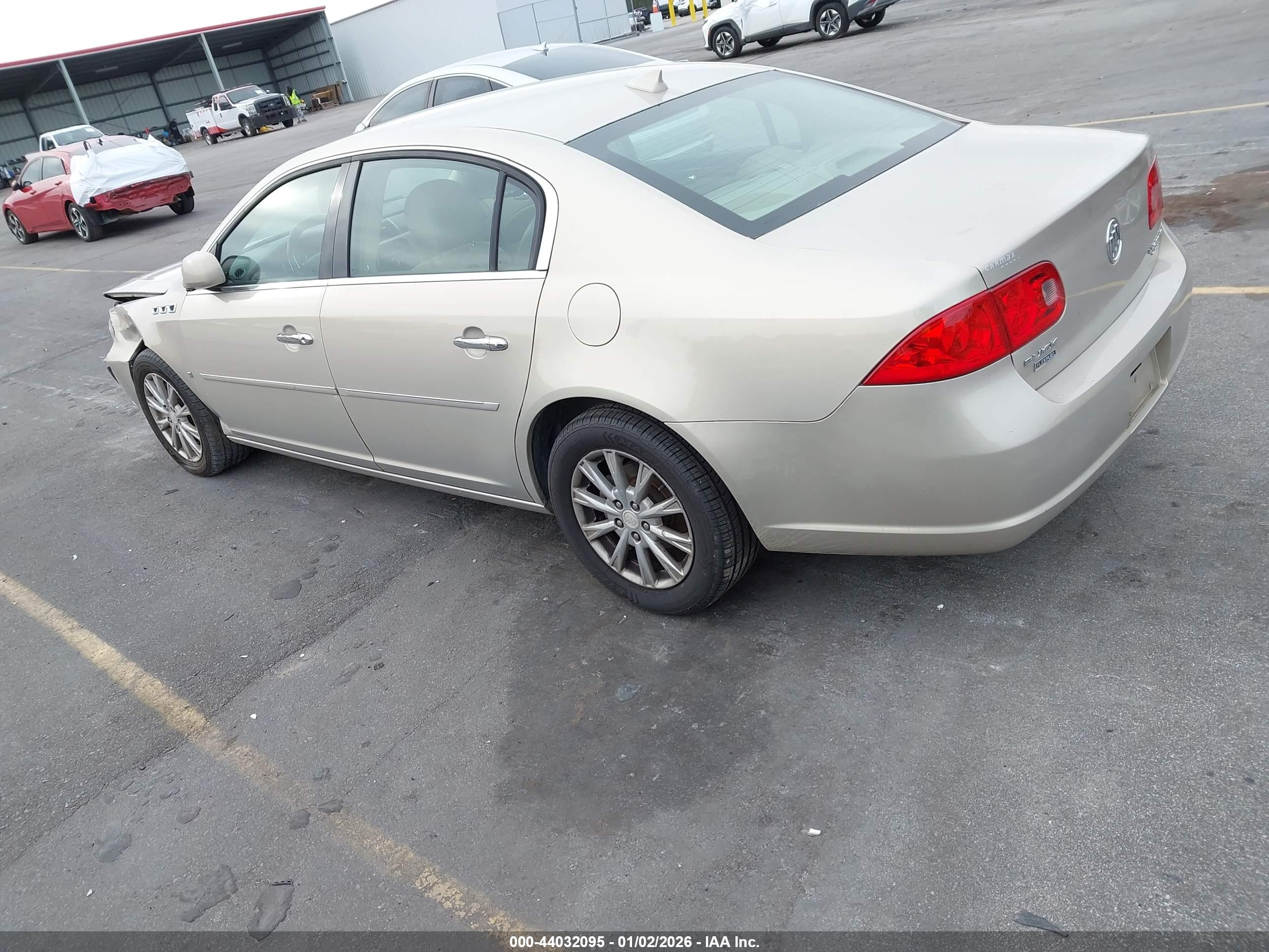 BUICK LUCERNE image 3