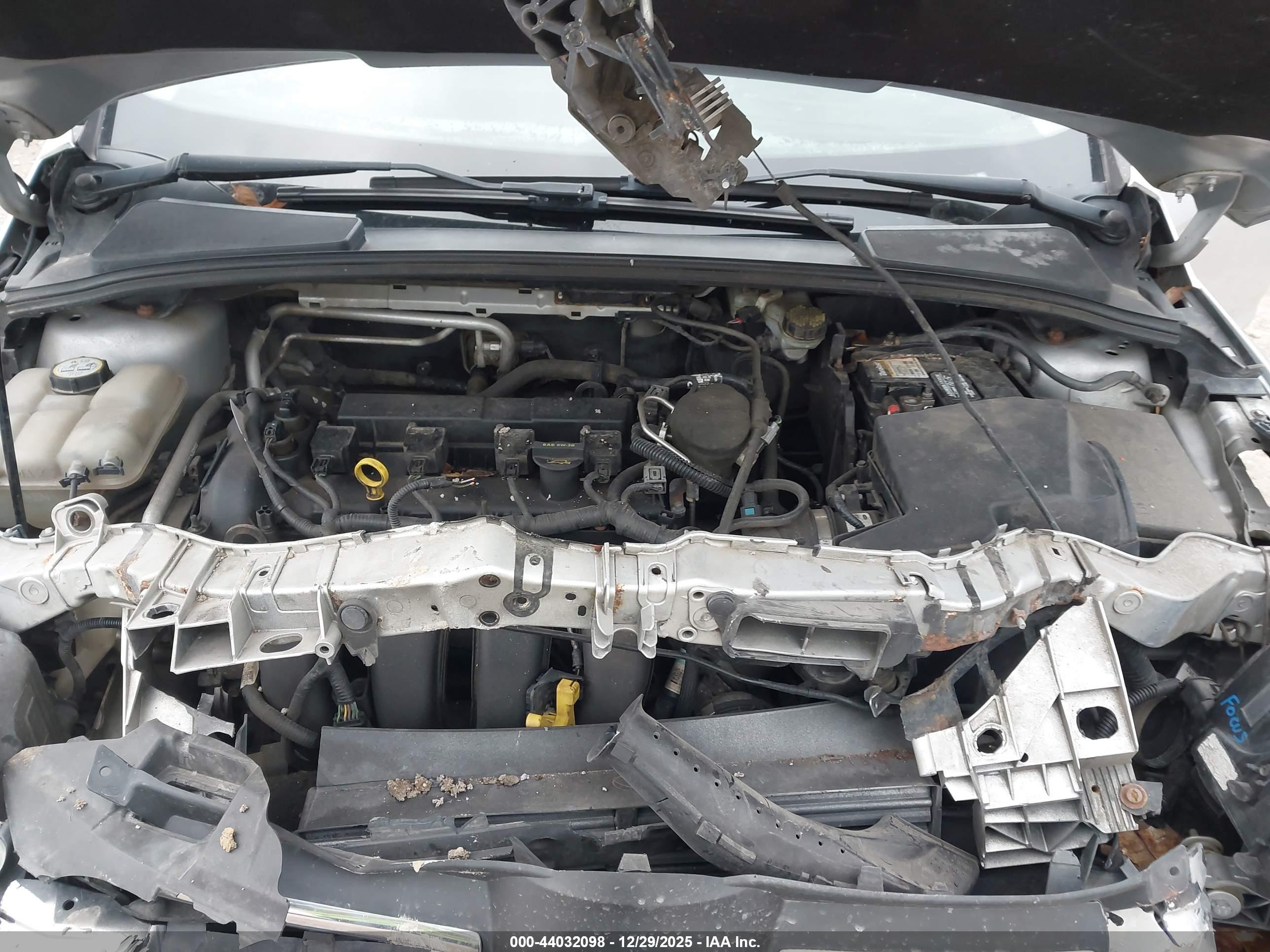 FORD FOCUS image 10