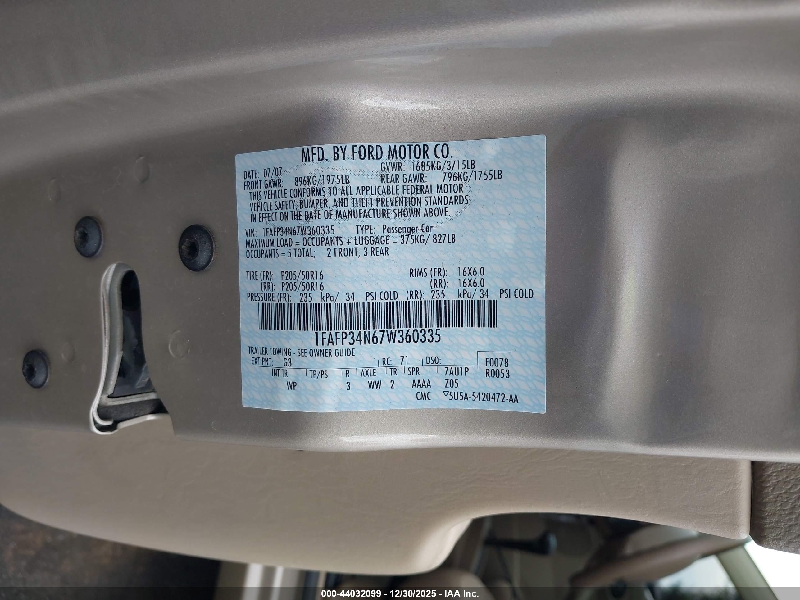 FORD FOCUS image 9