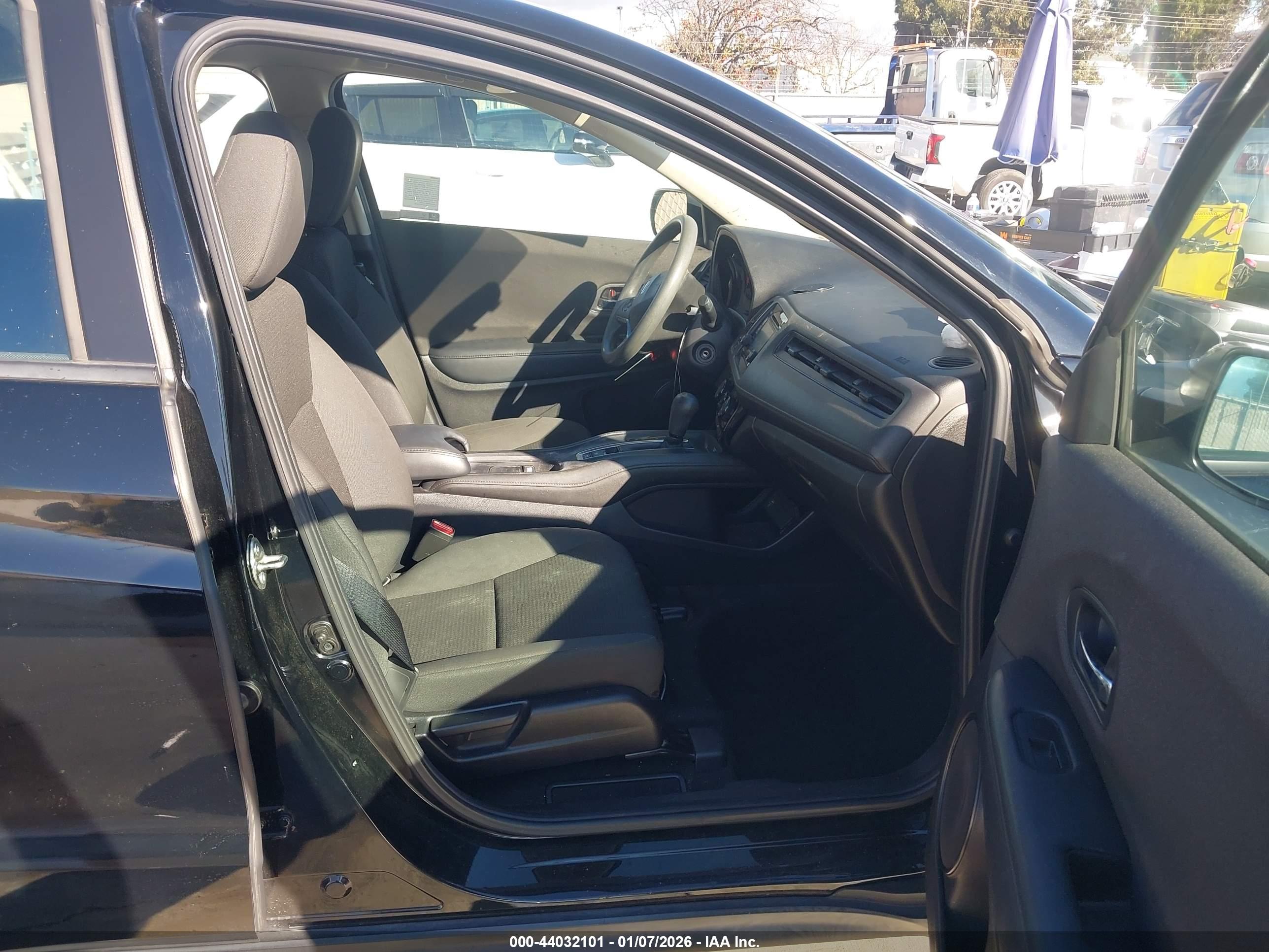HONDA HR-V image 5