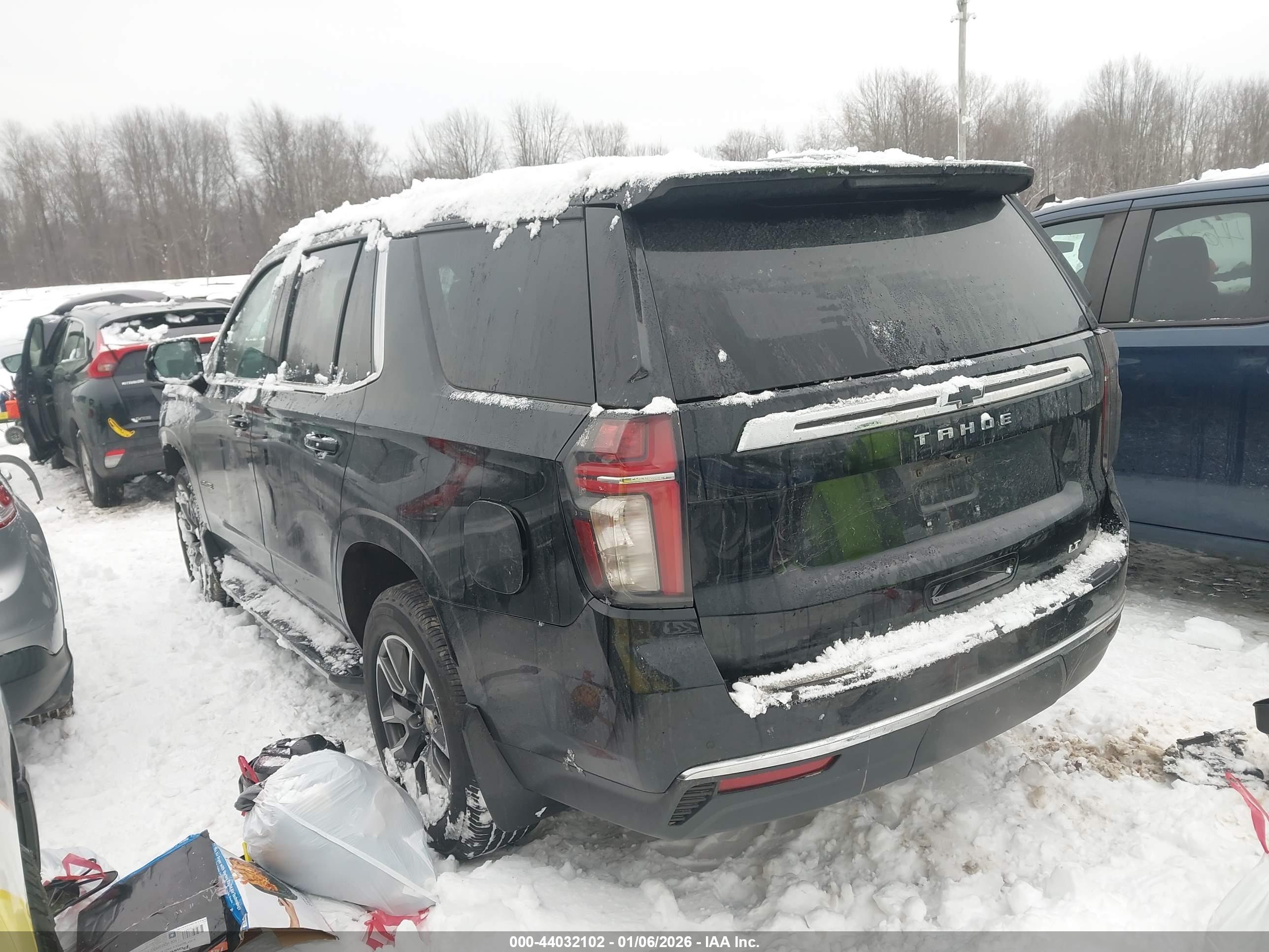 CHEVROLET TAHOE image 3