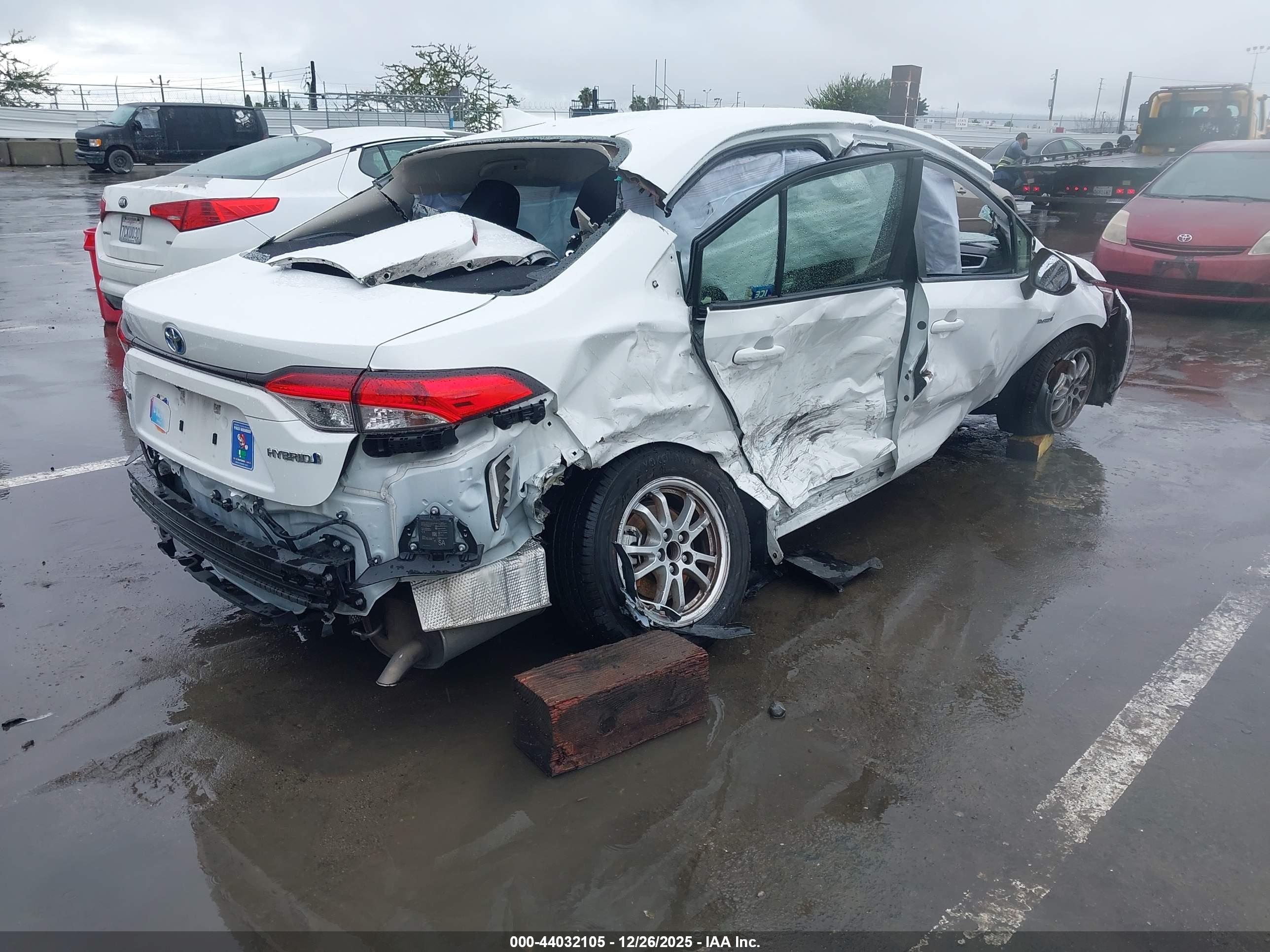 TOYOTA COROLLA image 4