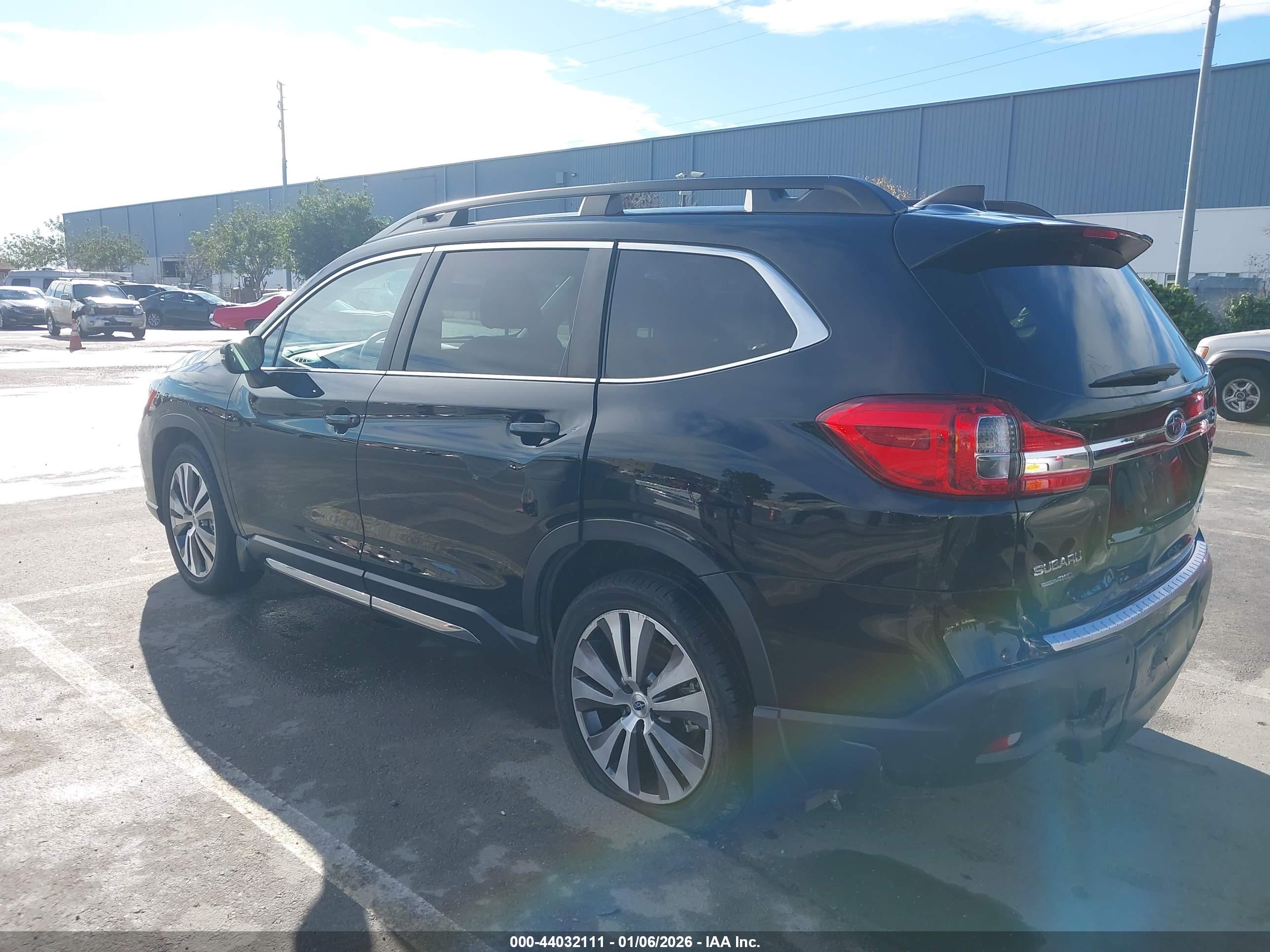 SUBARU ASCENT image 3