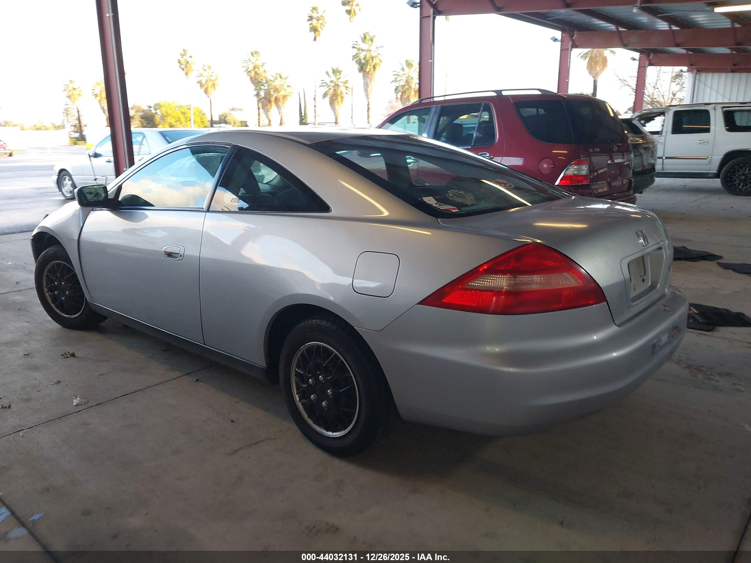 HONDA ACCORD image 3