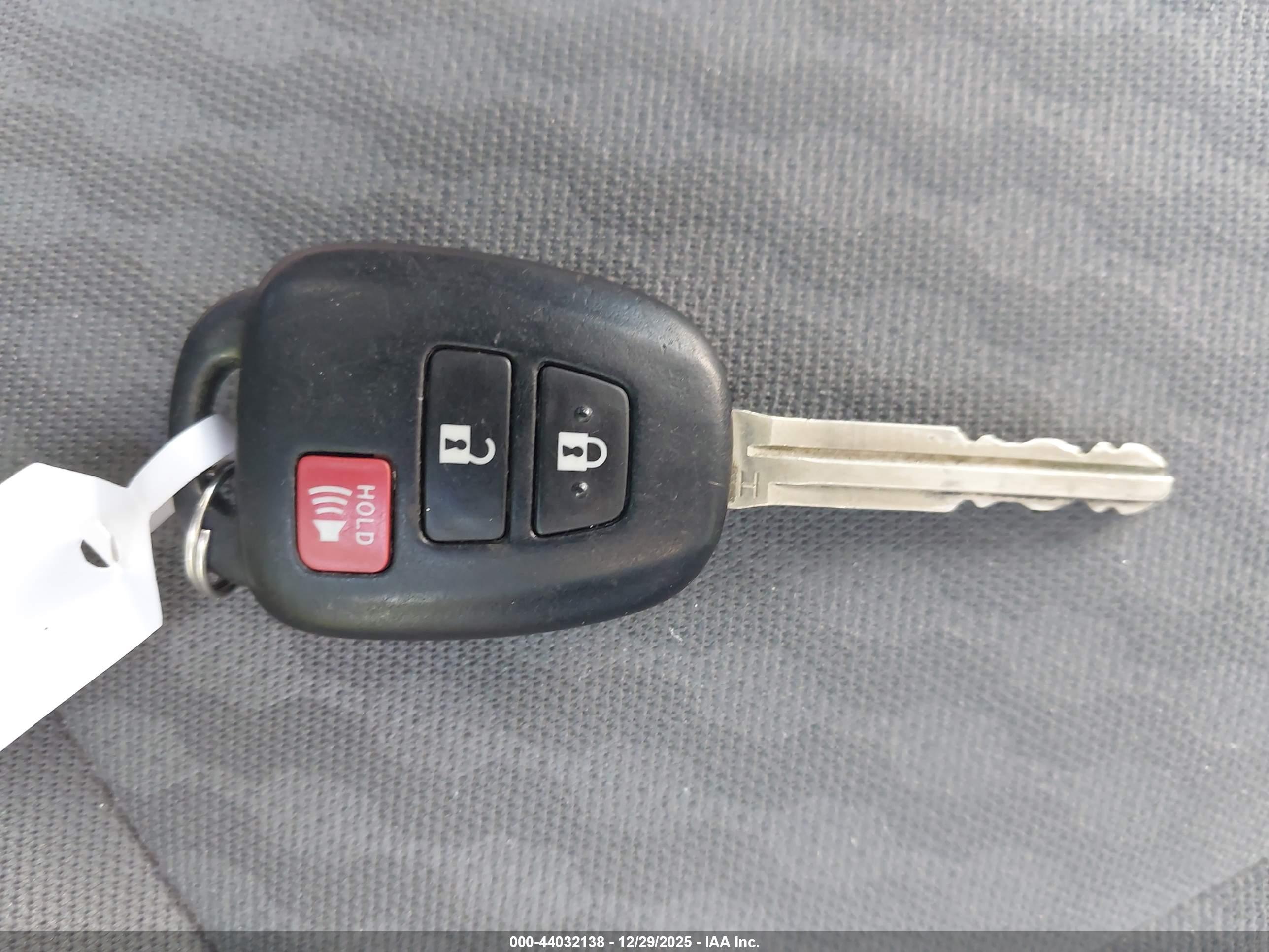 TOYOTA TACOMA image 11