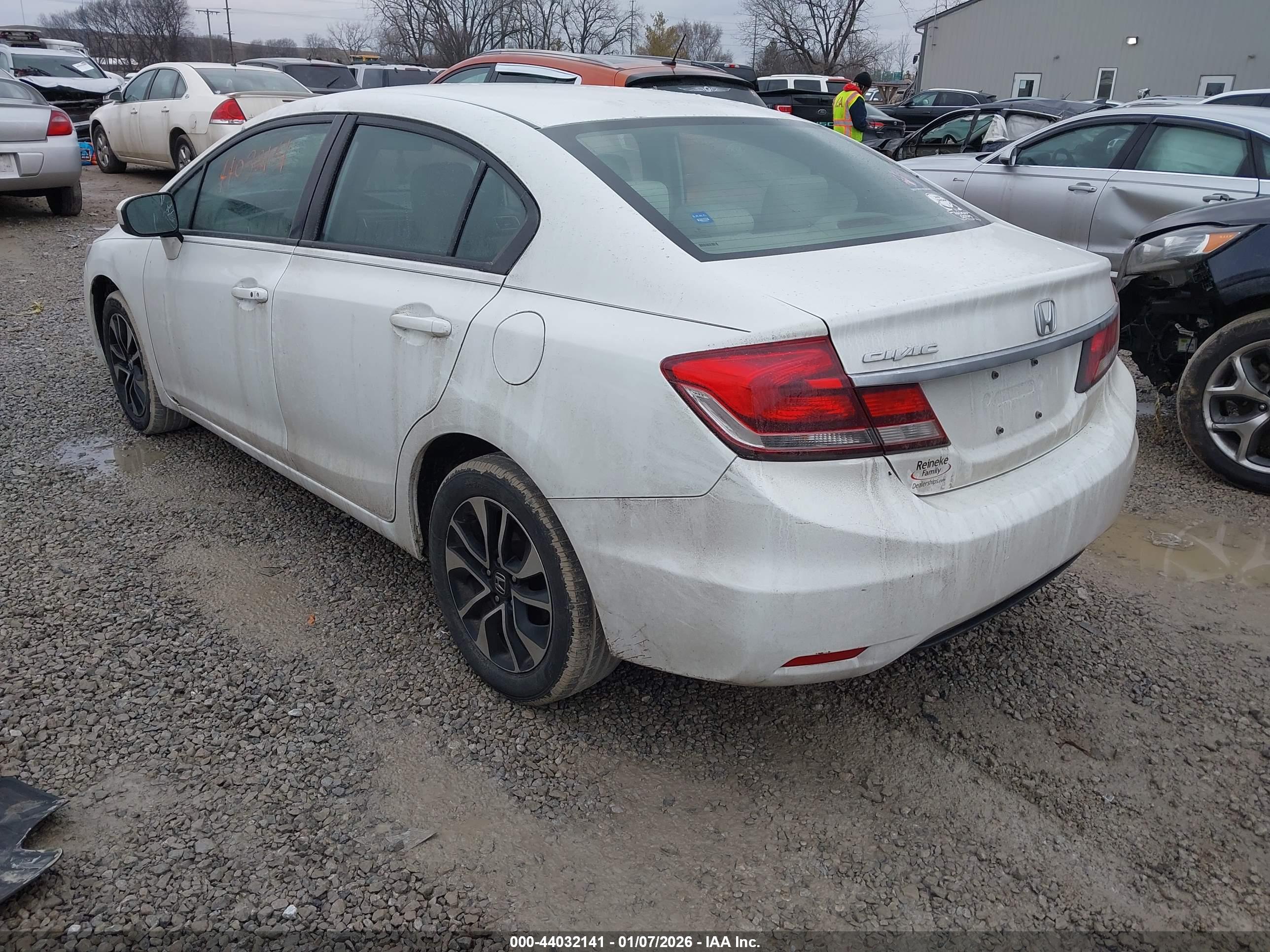 HONDA CIVIC image 3
