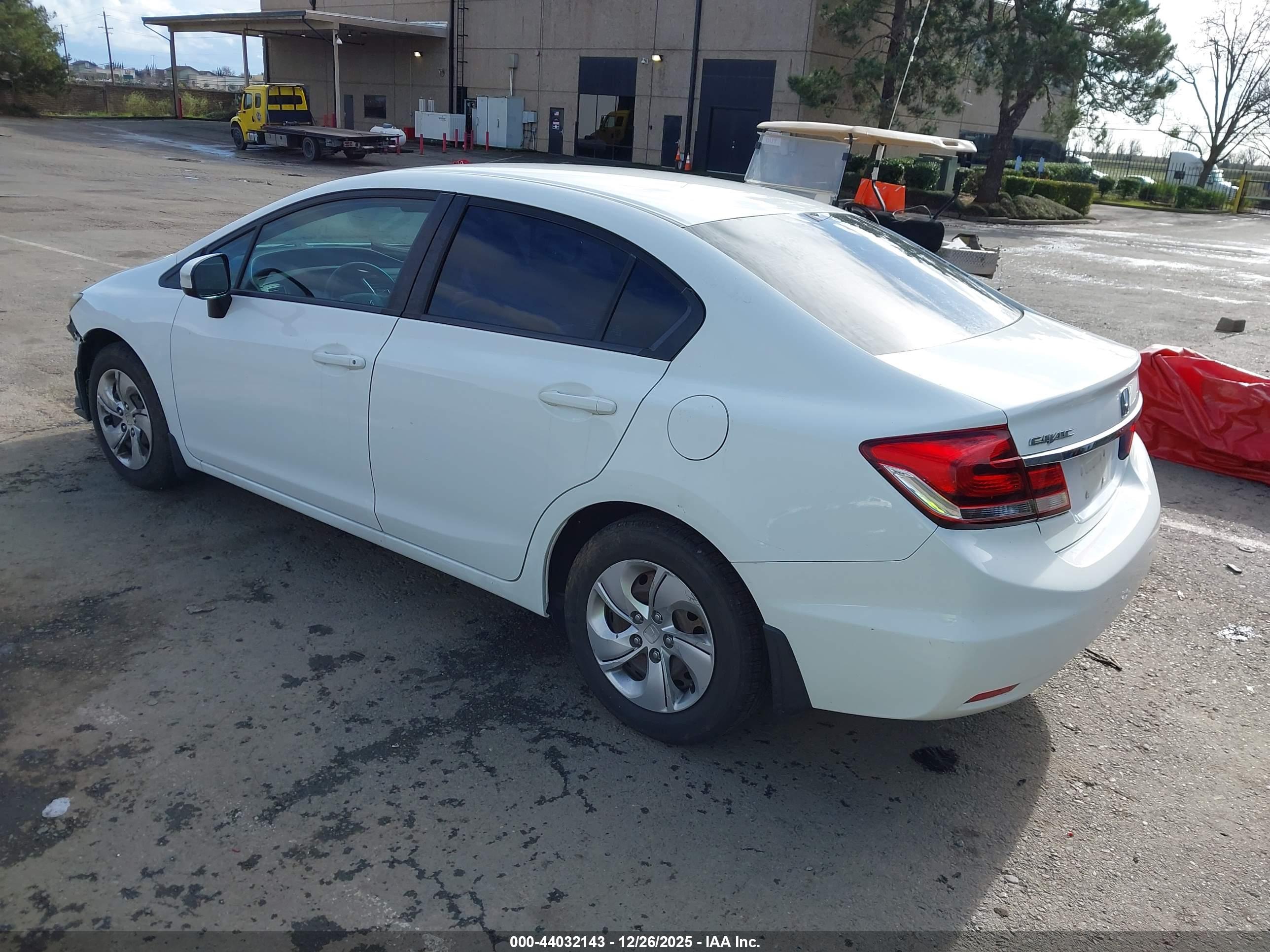 HONDA CIVIC image 3