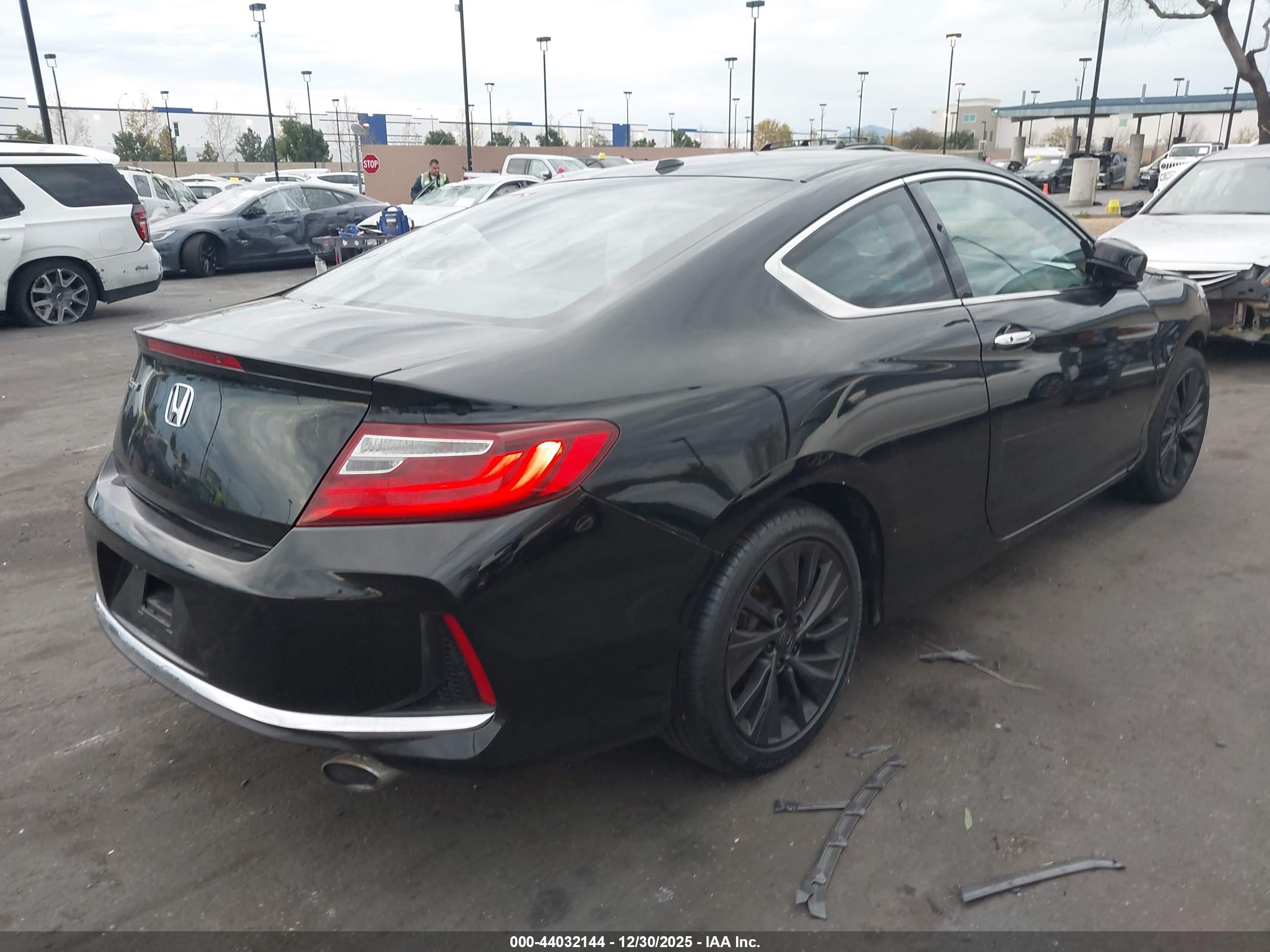 HONDA ACCORD image 4