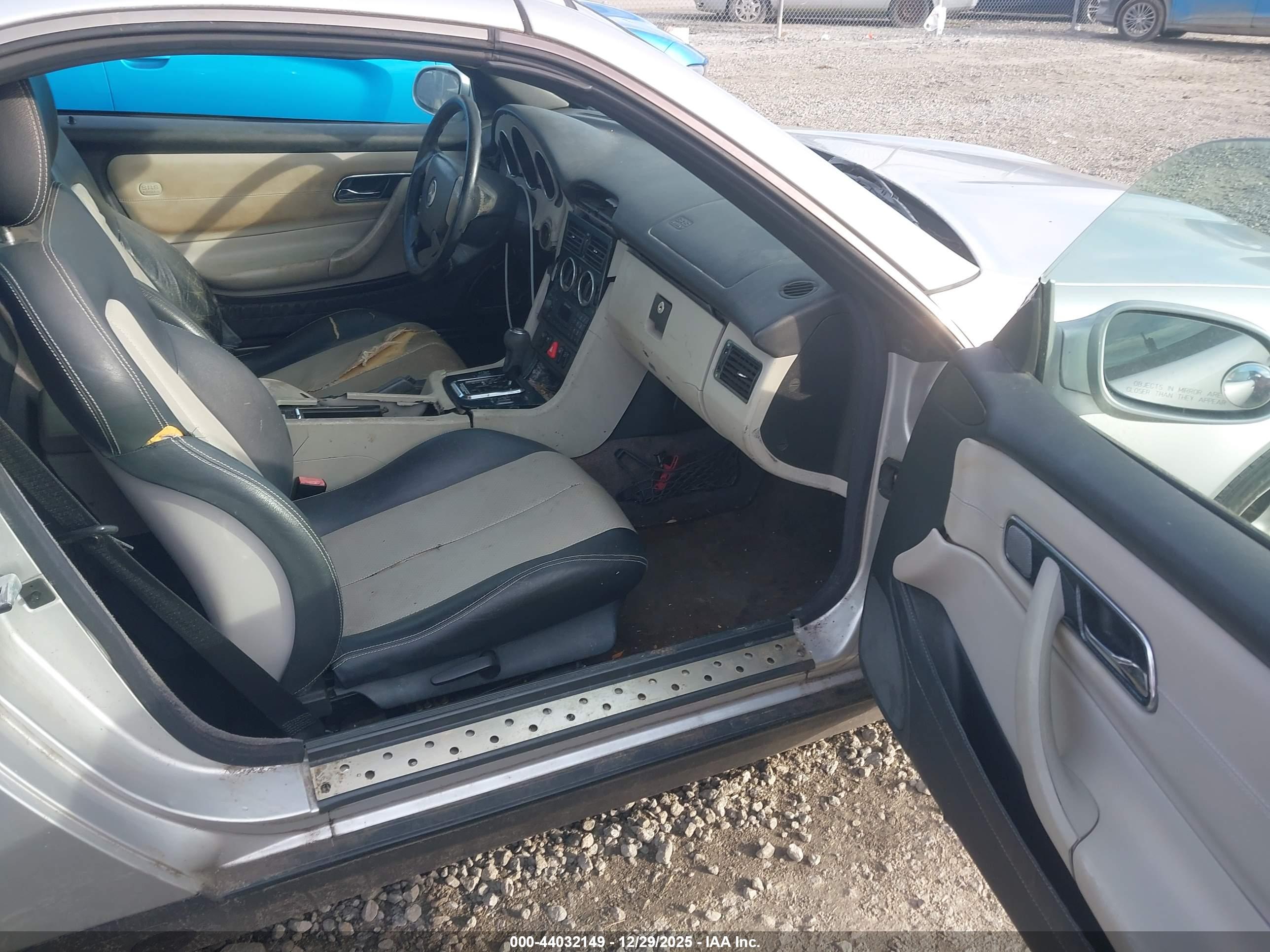 MERCEDES-BENZ SLK image 5