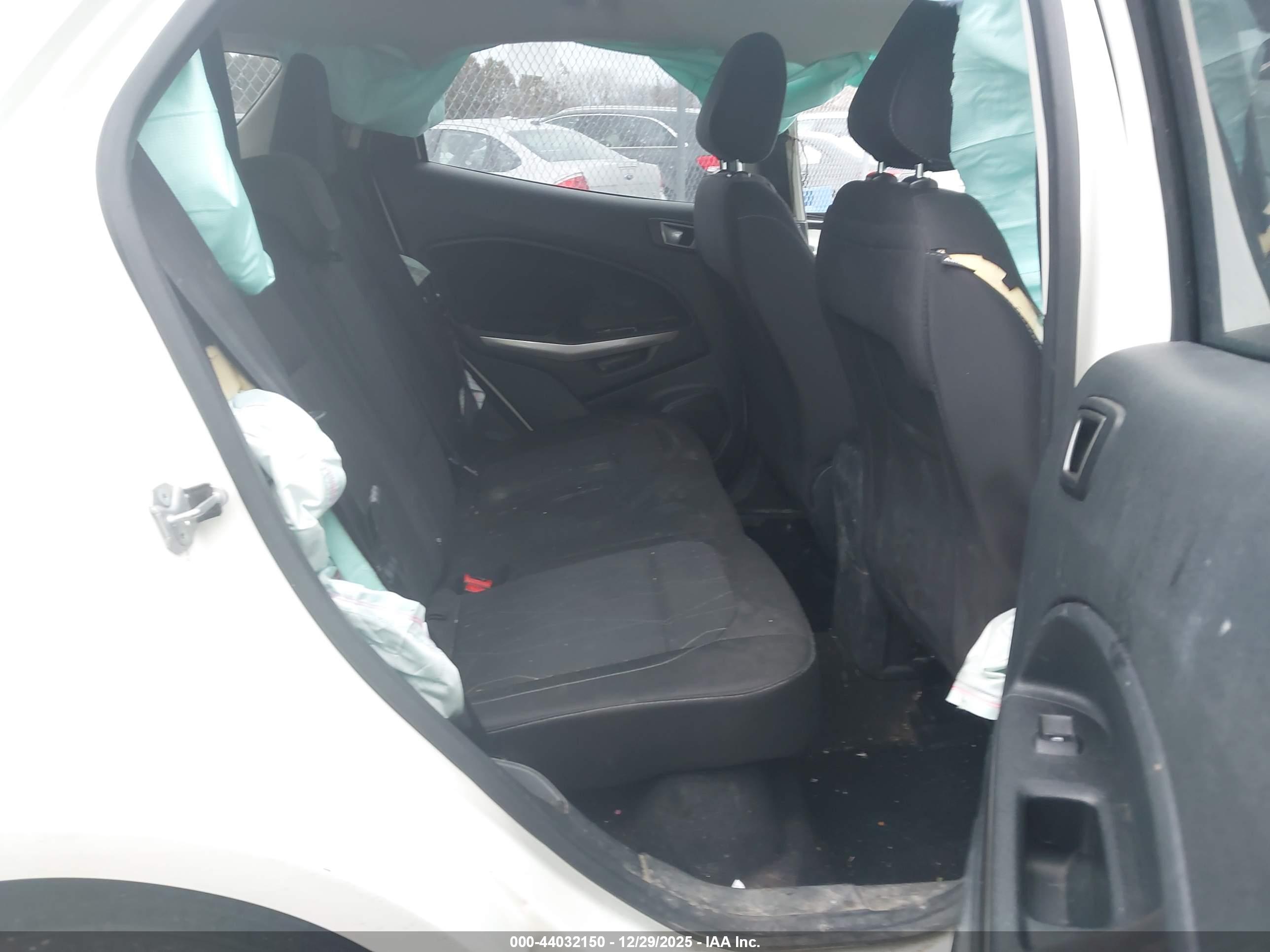 FORD ECOSPORT image 8