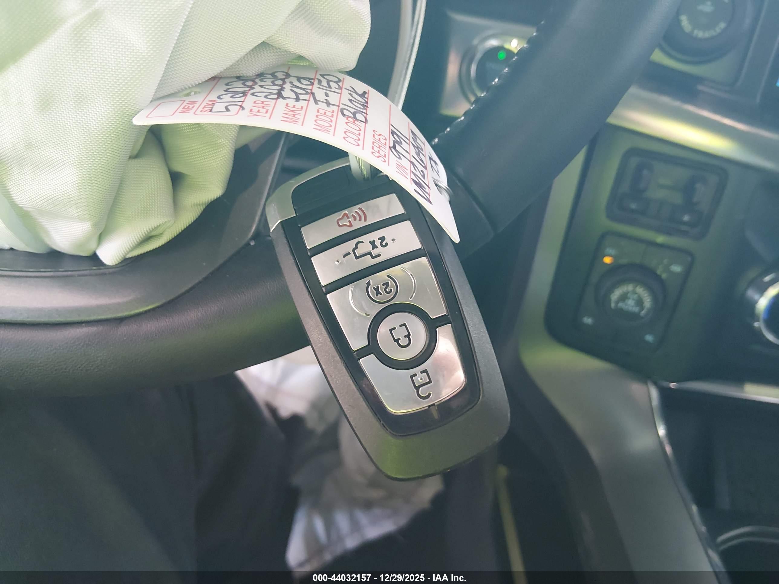 FORD F-150 image 11