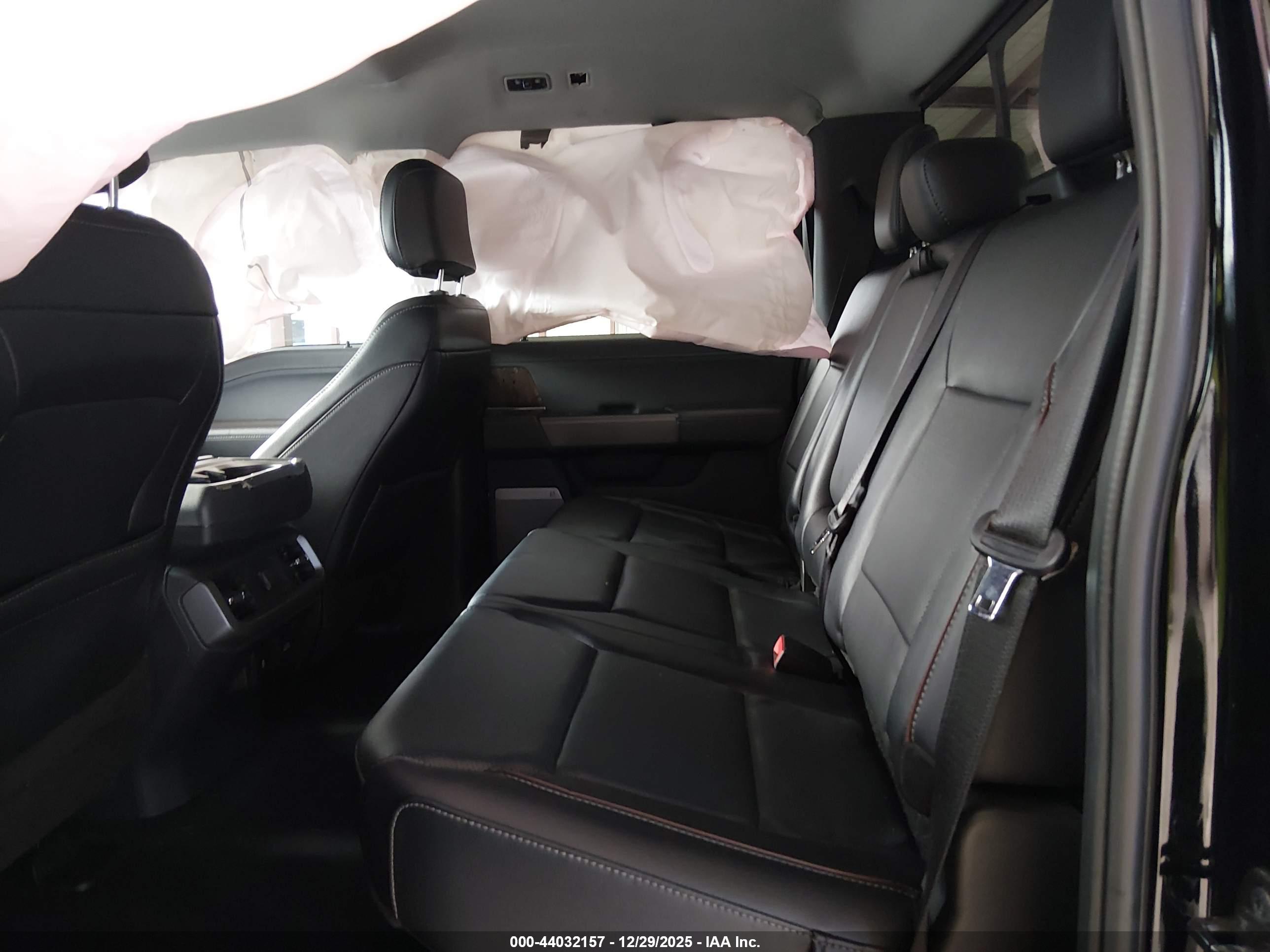 FORD F-150 image 8