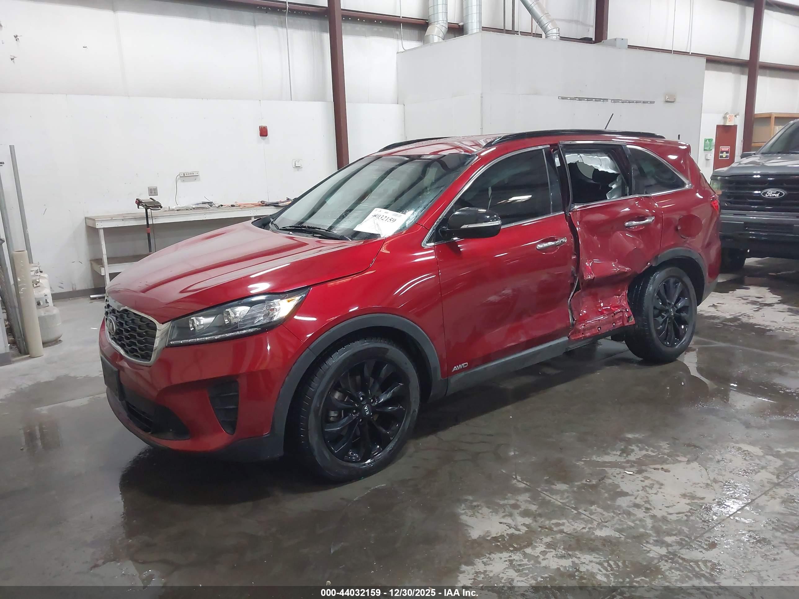 KIA SORENTO image 2
