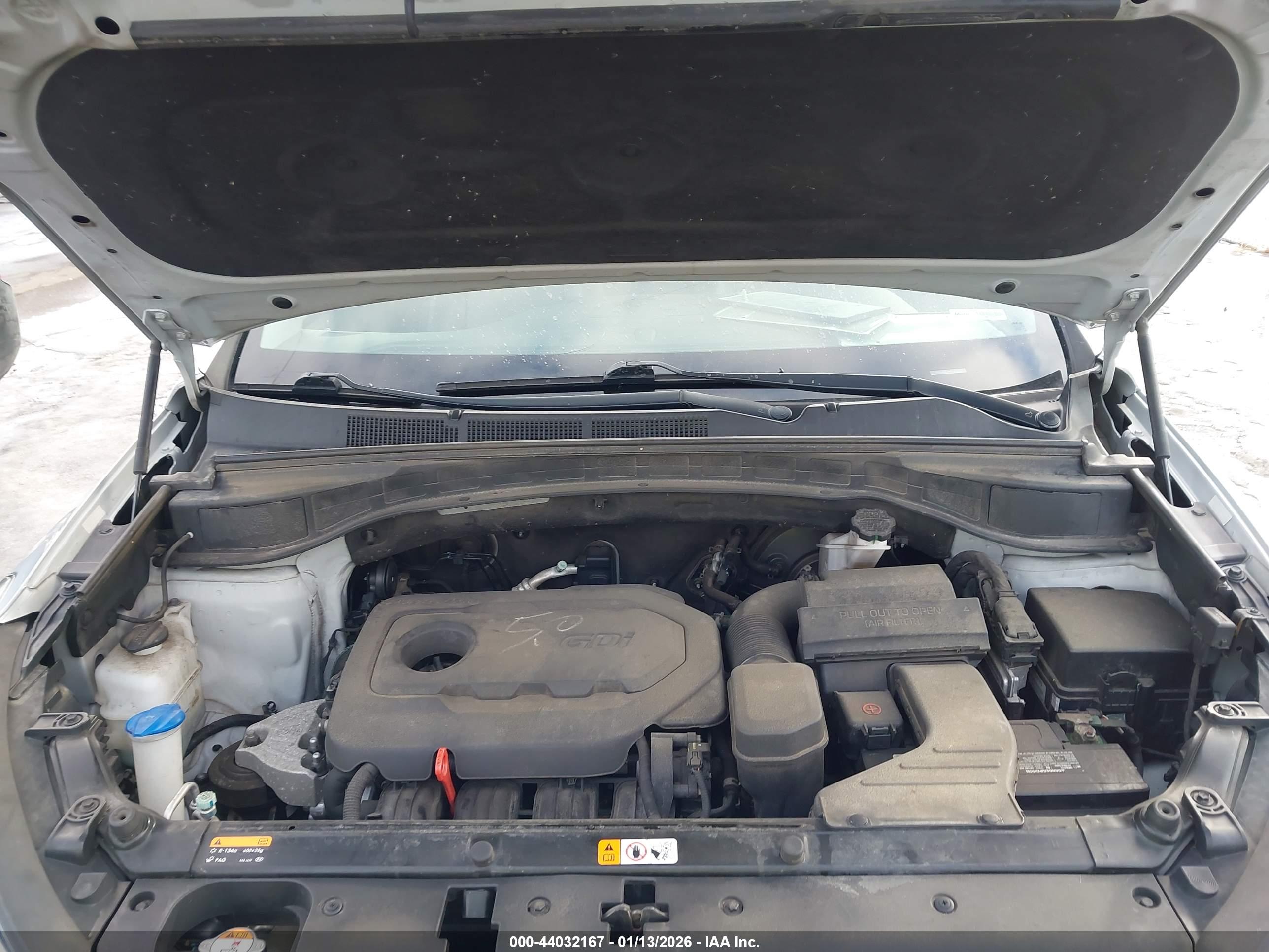HYUNDAI SANTA image 10