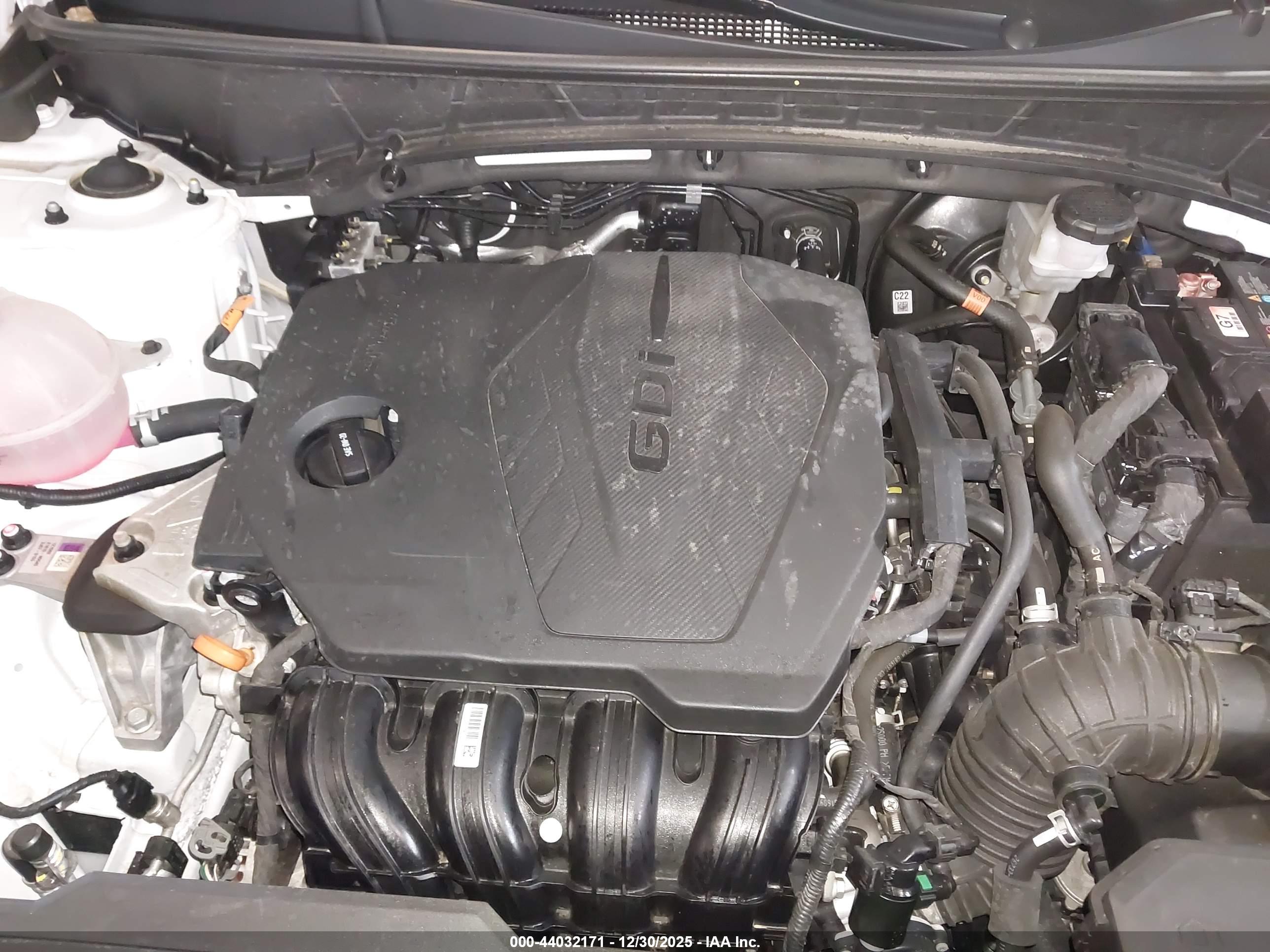 HYUNDAI TUCSON image 10