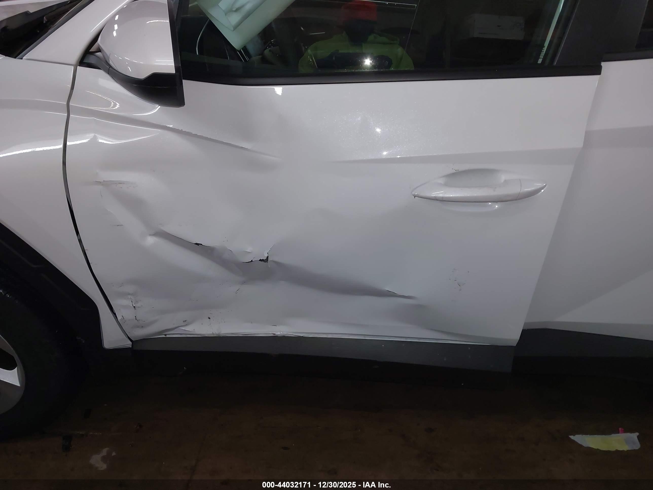 HYUNDAI TUCSON image 6