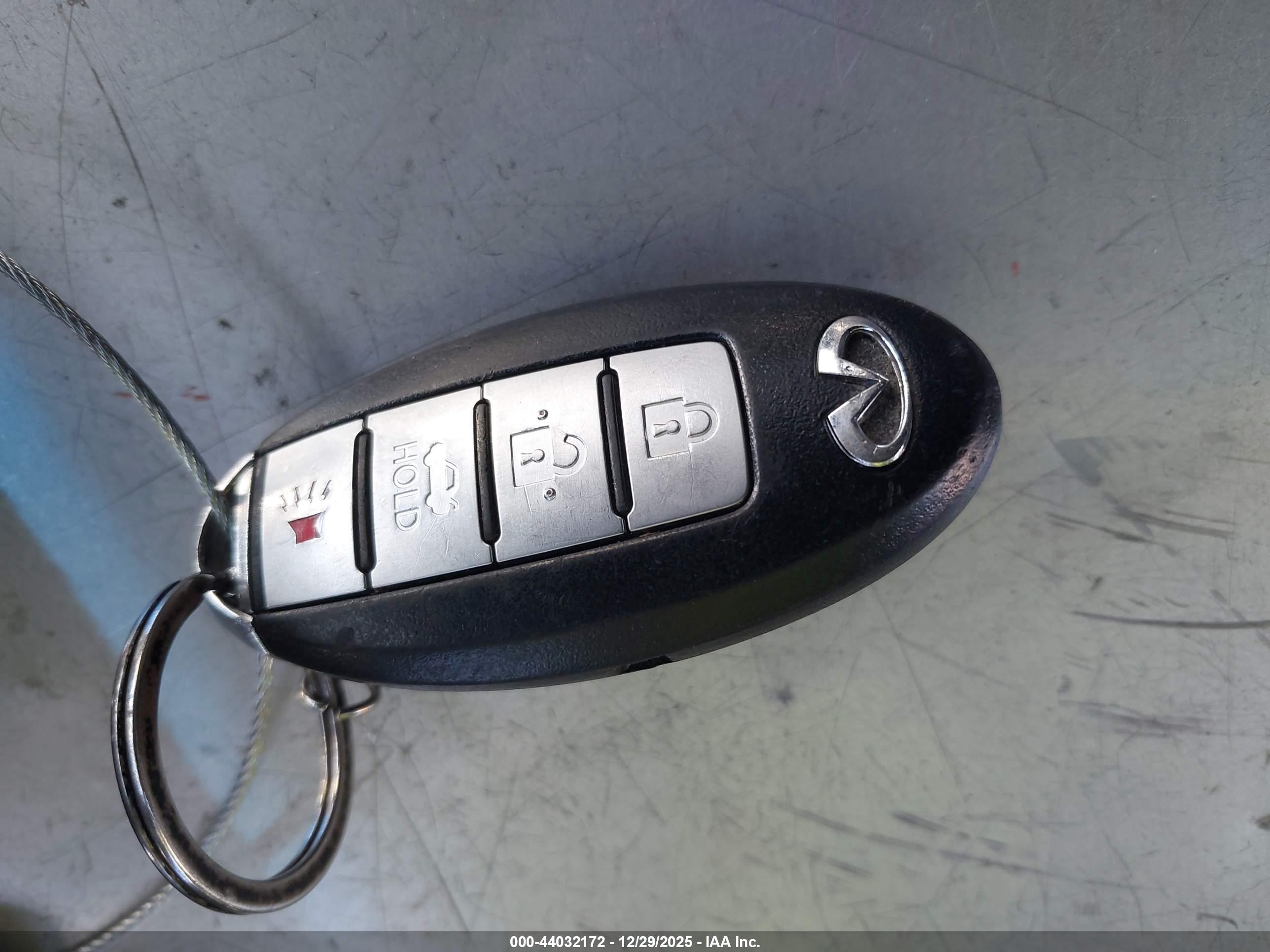 INFINITI G37 image 11