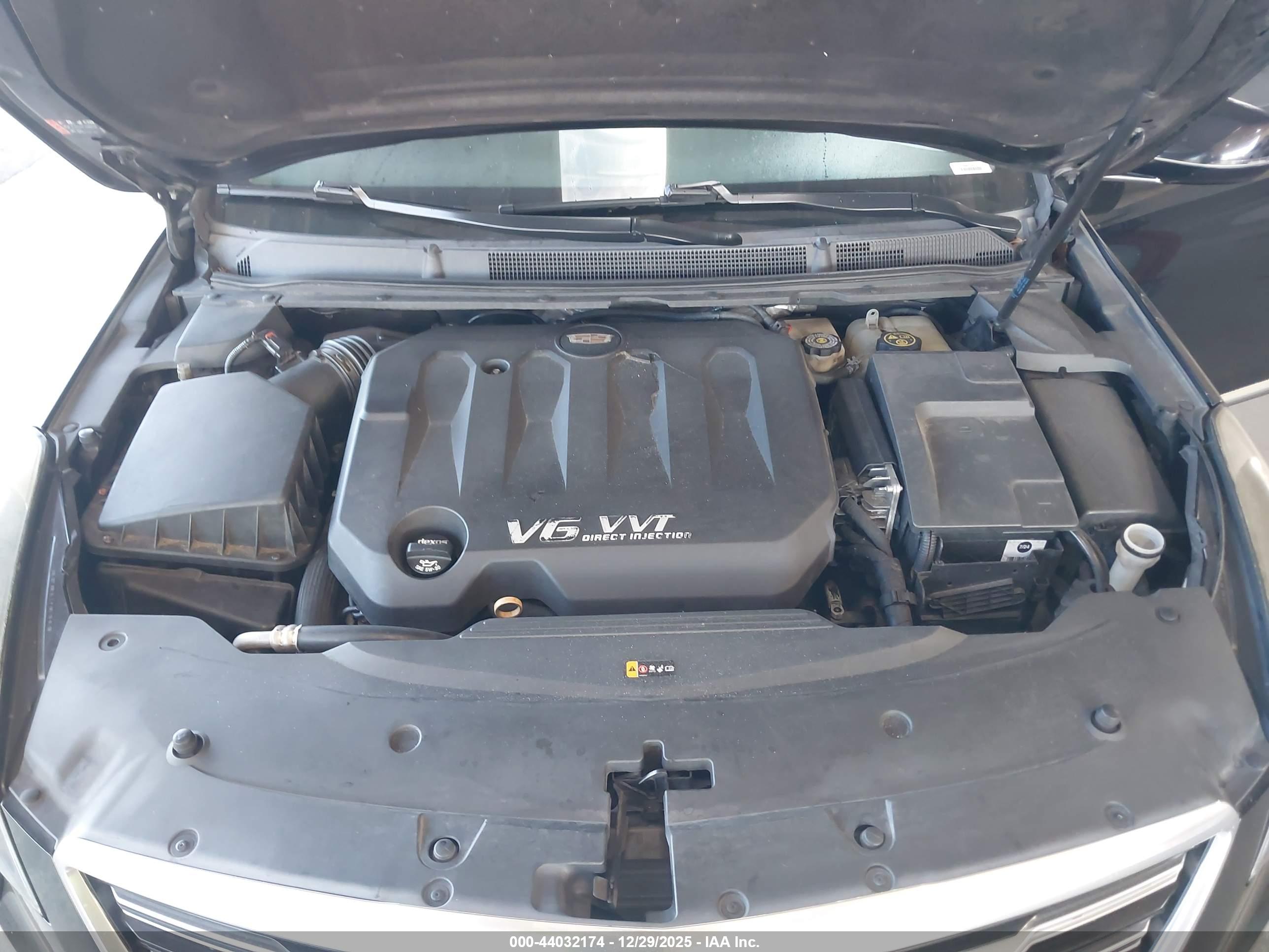 CADILLAC XTS image 10