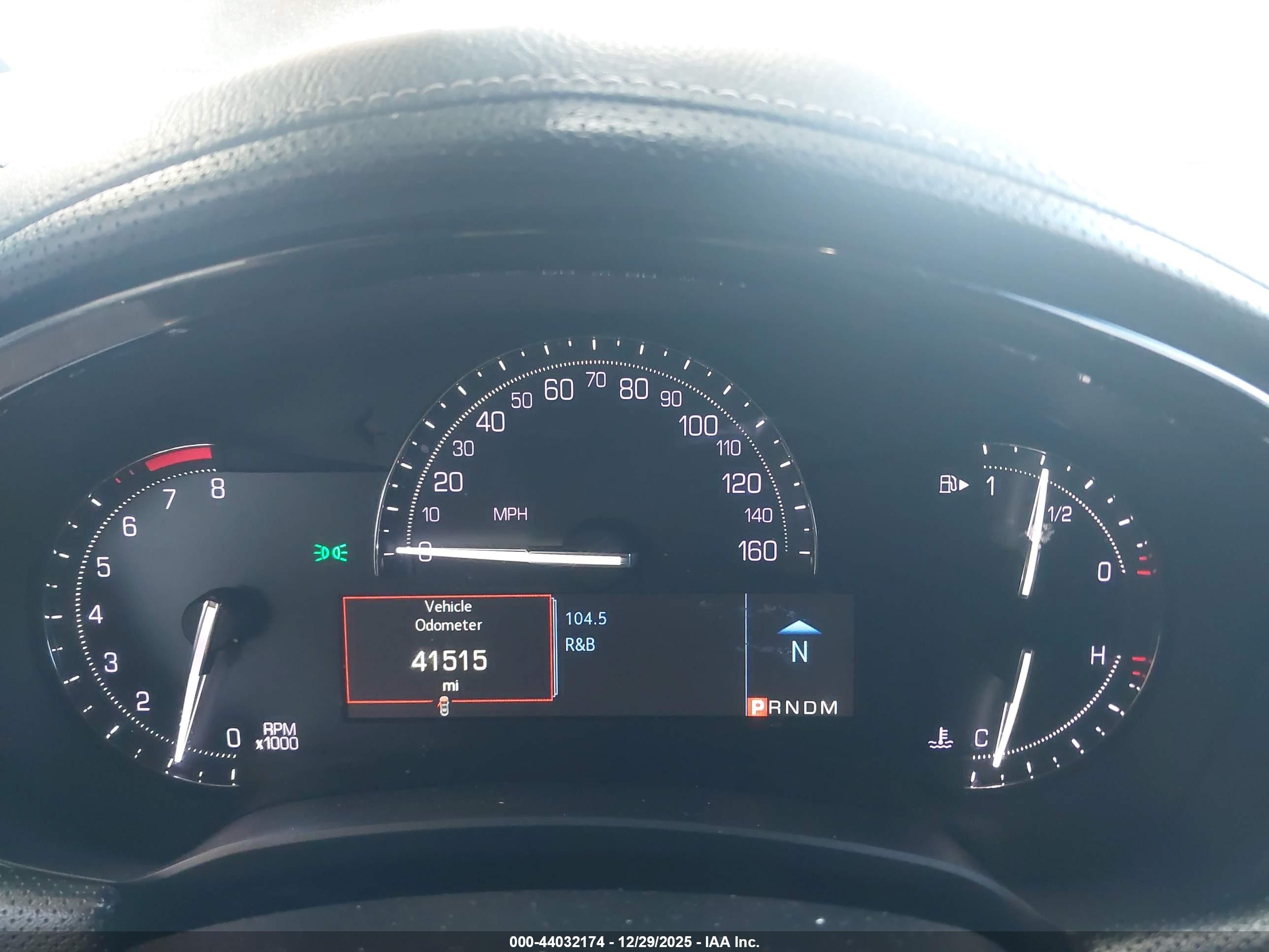 CADILLAC XTS image 7