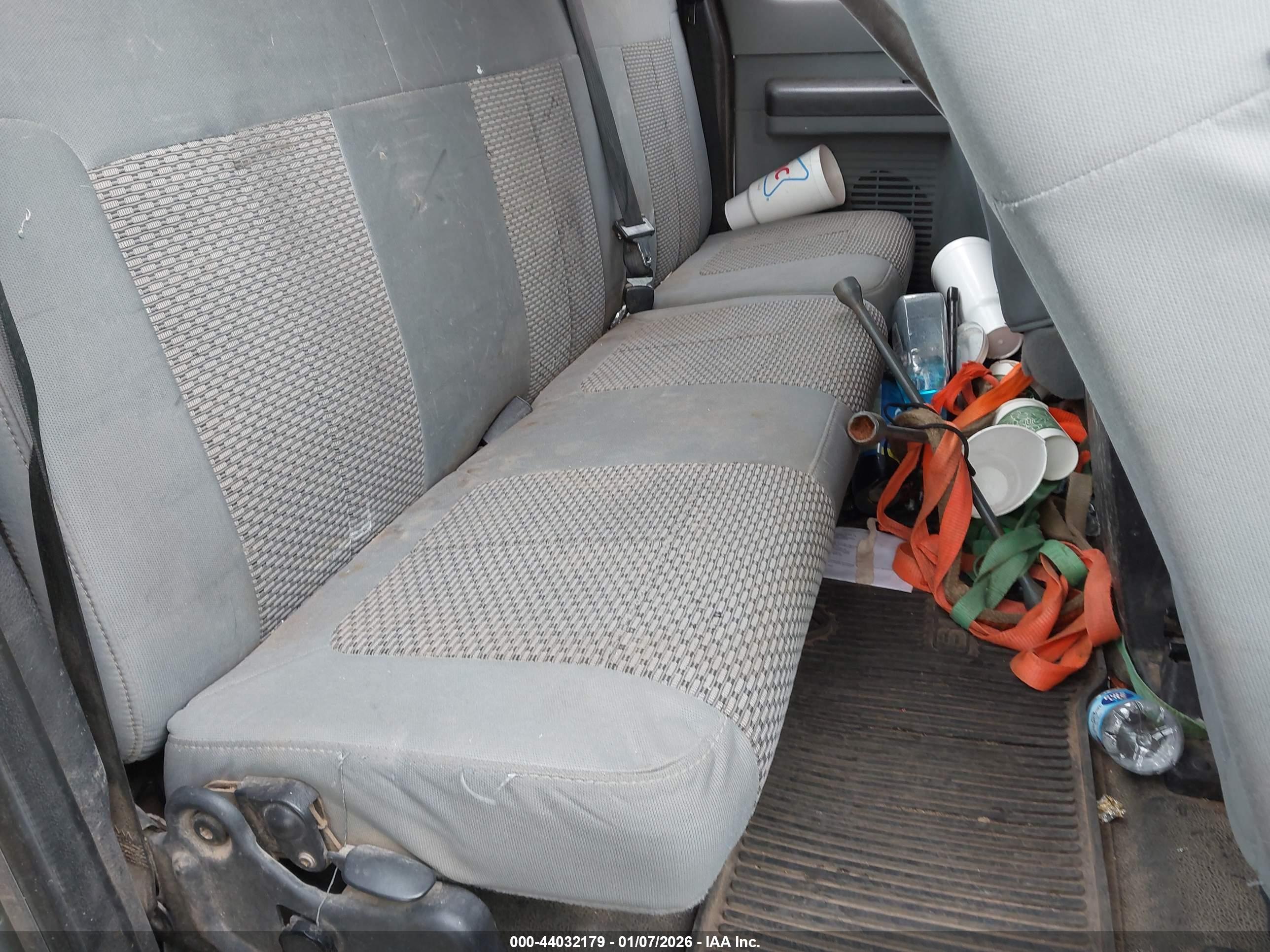 FORD F-250 image 8