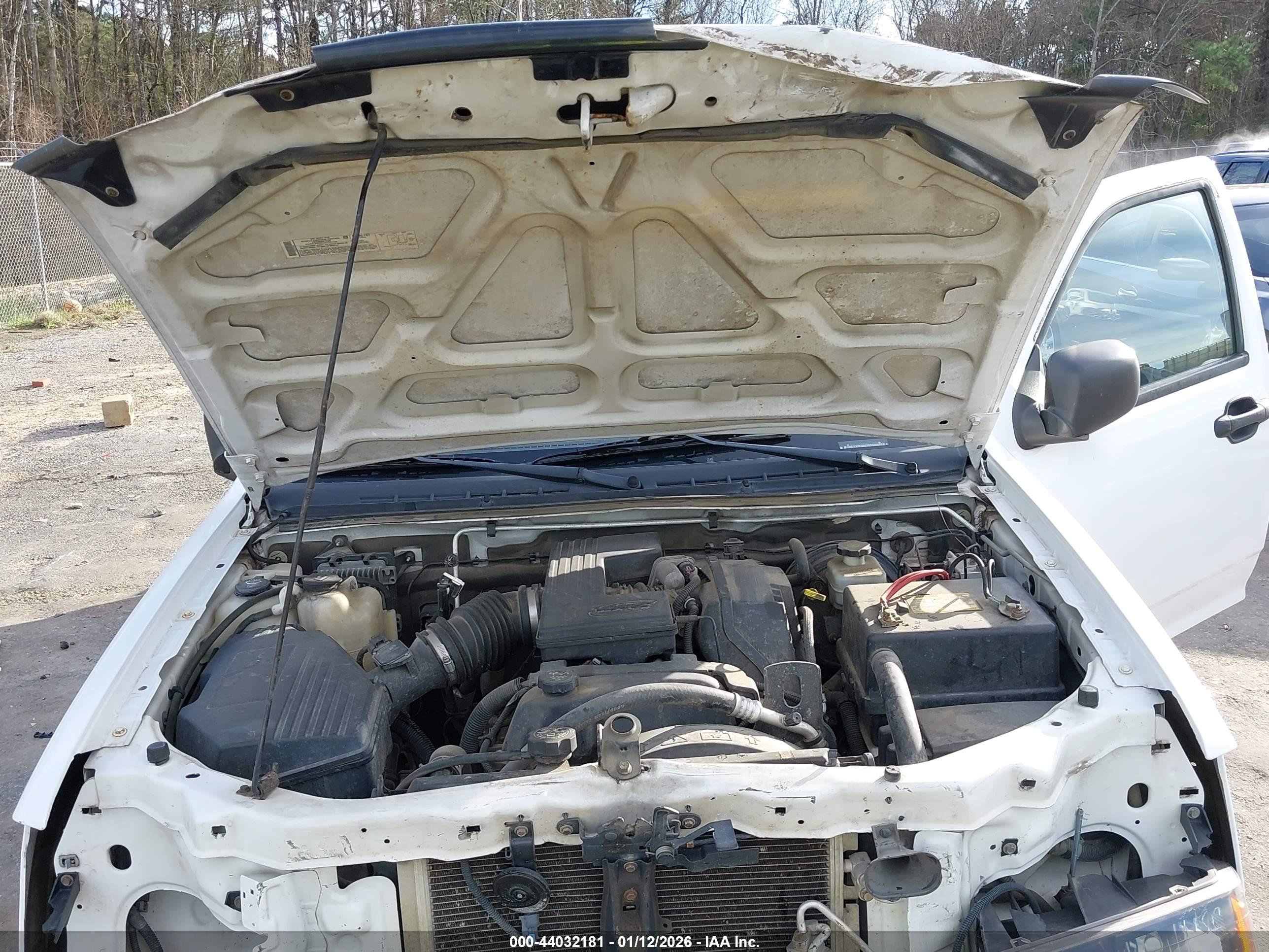 CHEVROLET COLORADO image 10