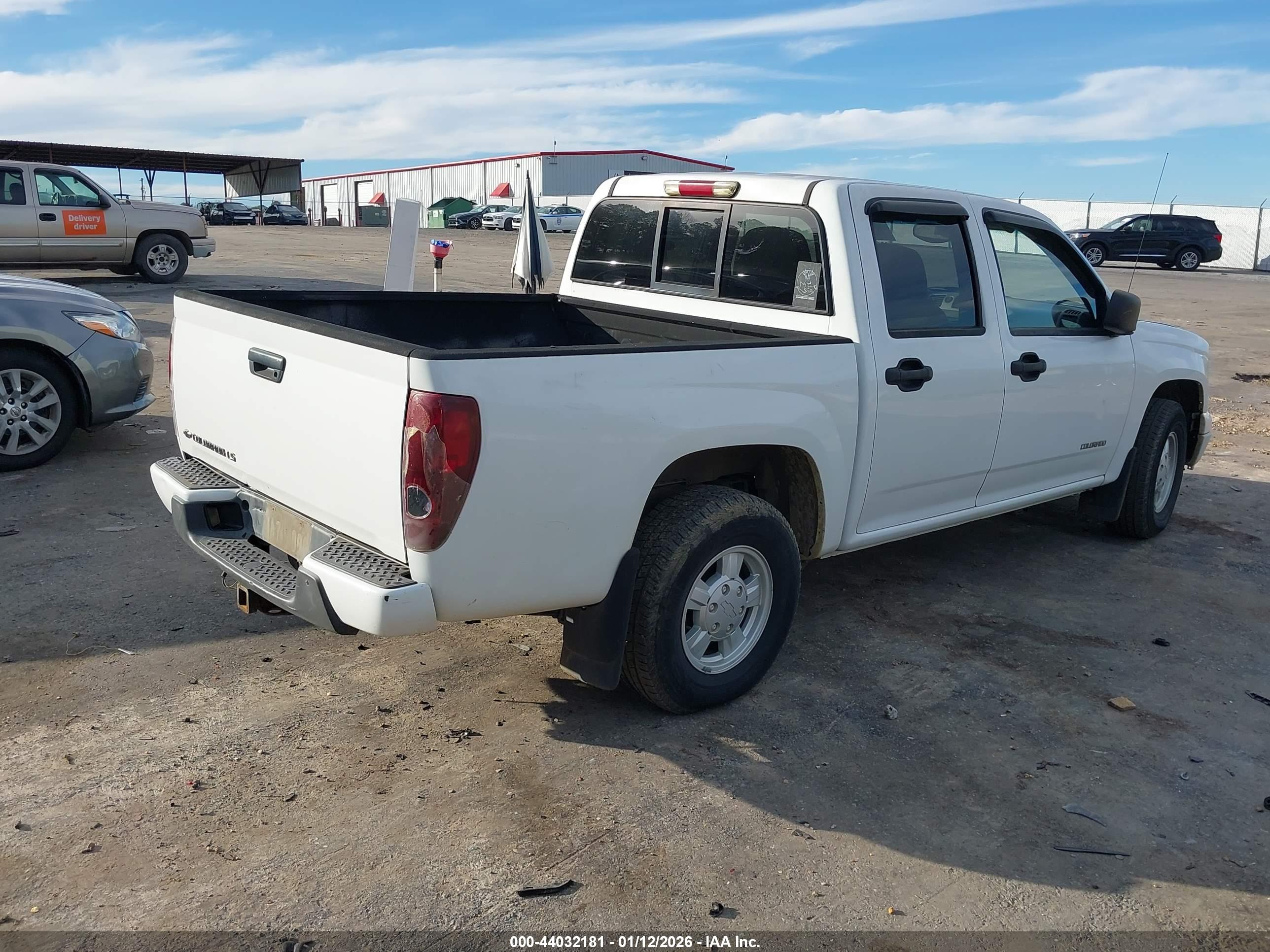 CHEVROLET COLORADO image 4