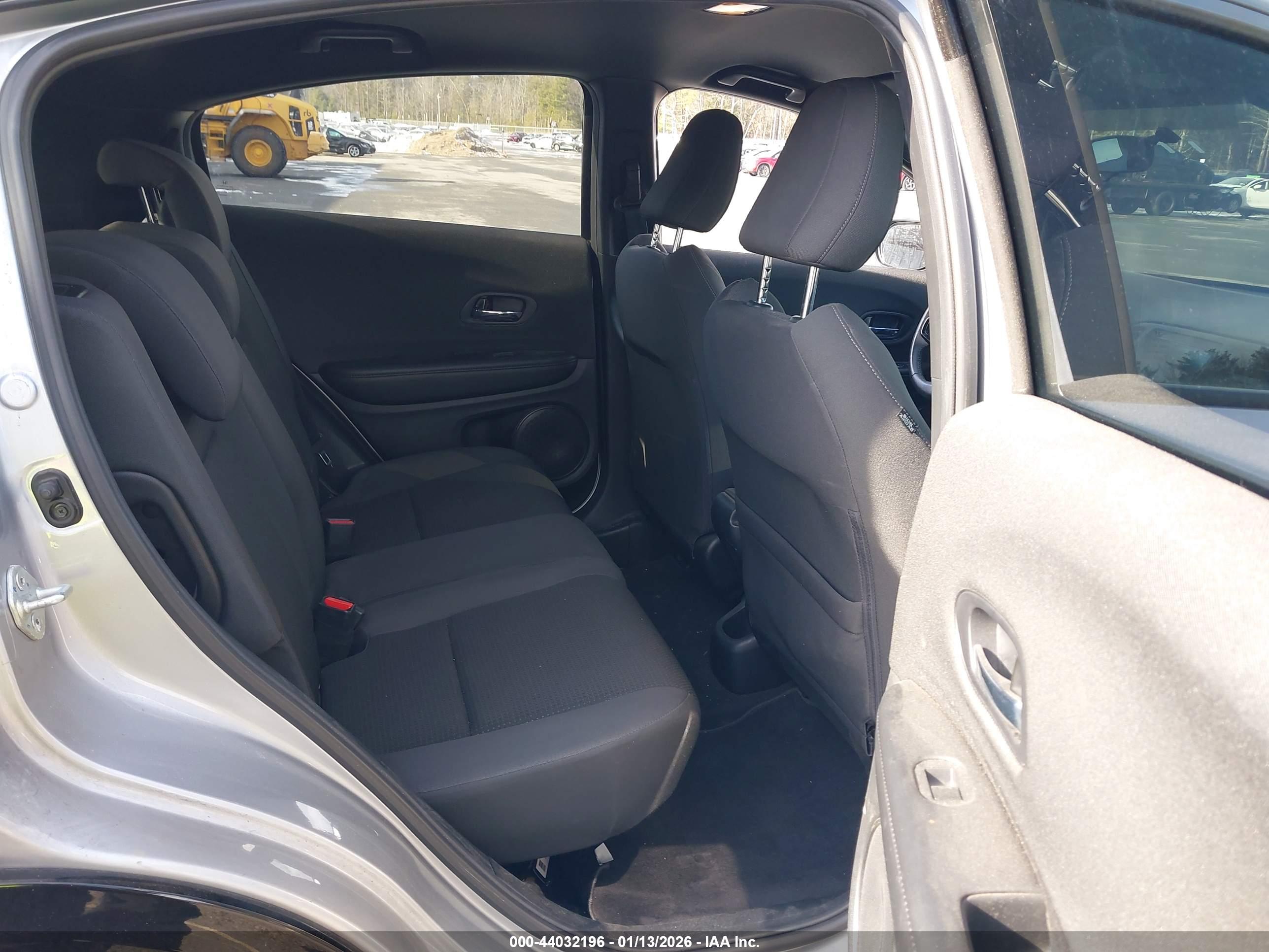 HONDA HR-V image 8